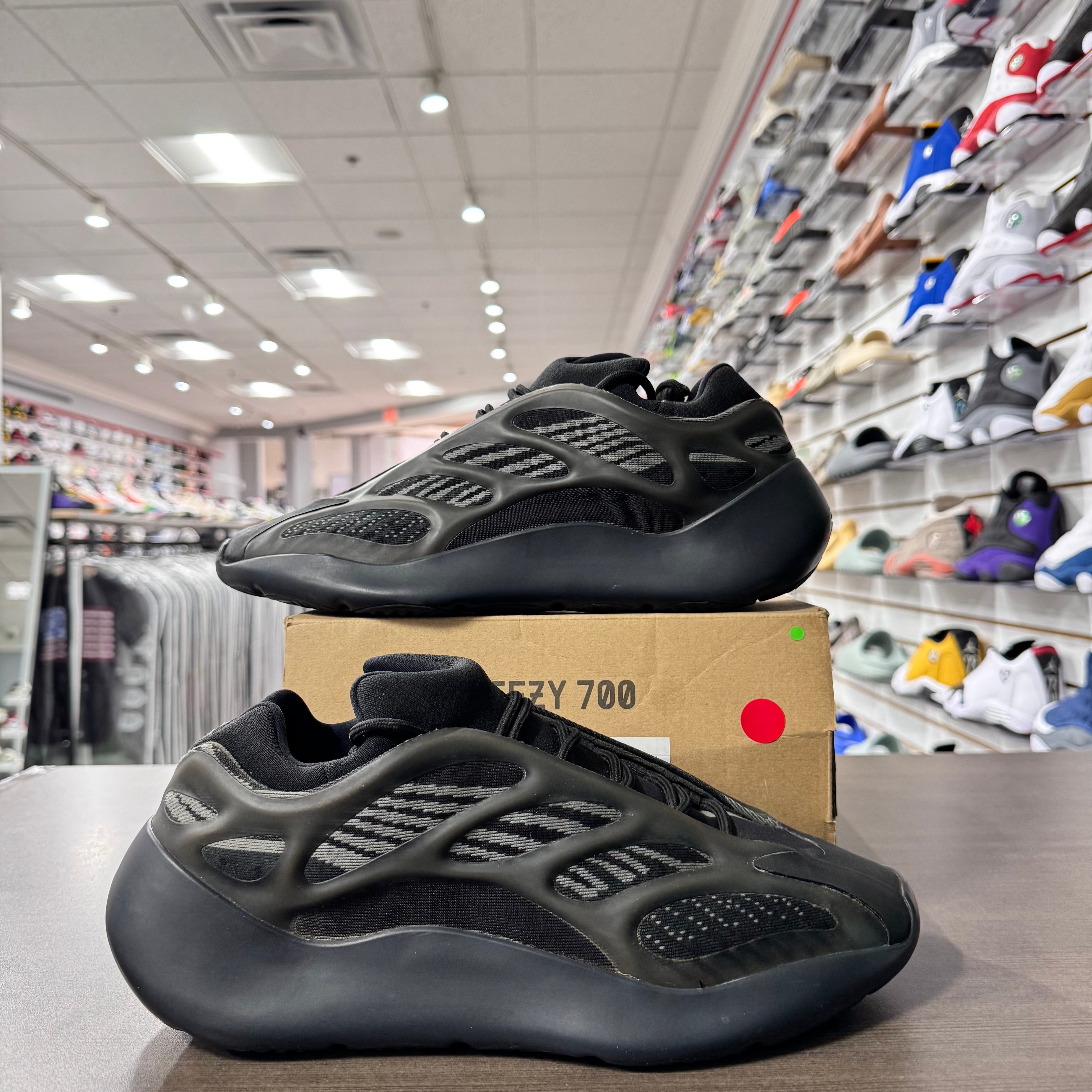 Yeezy 700 V3 Alvah (Lightly Worn)