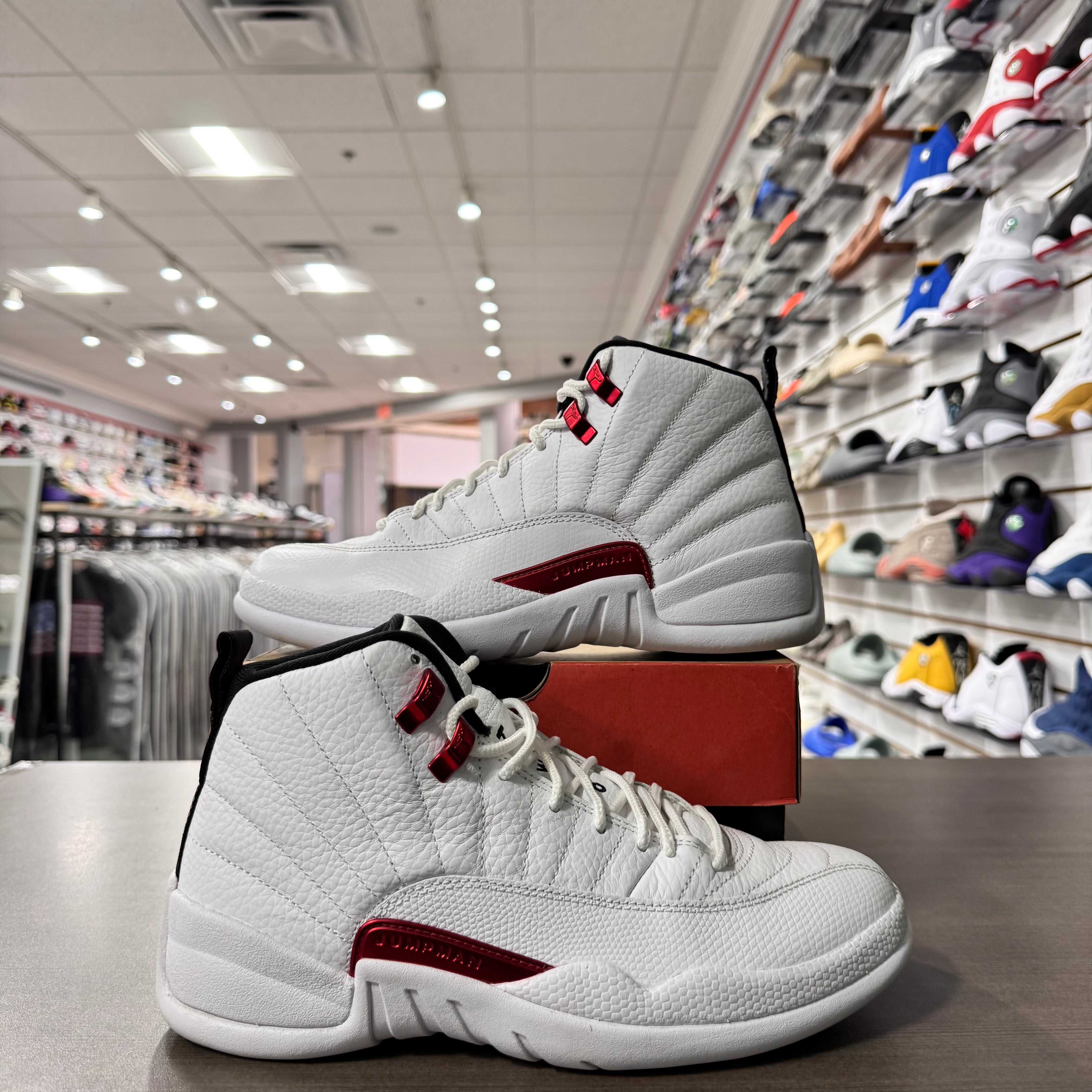 Jordan Retro 12 Mens Twist (Lightly Worn)