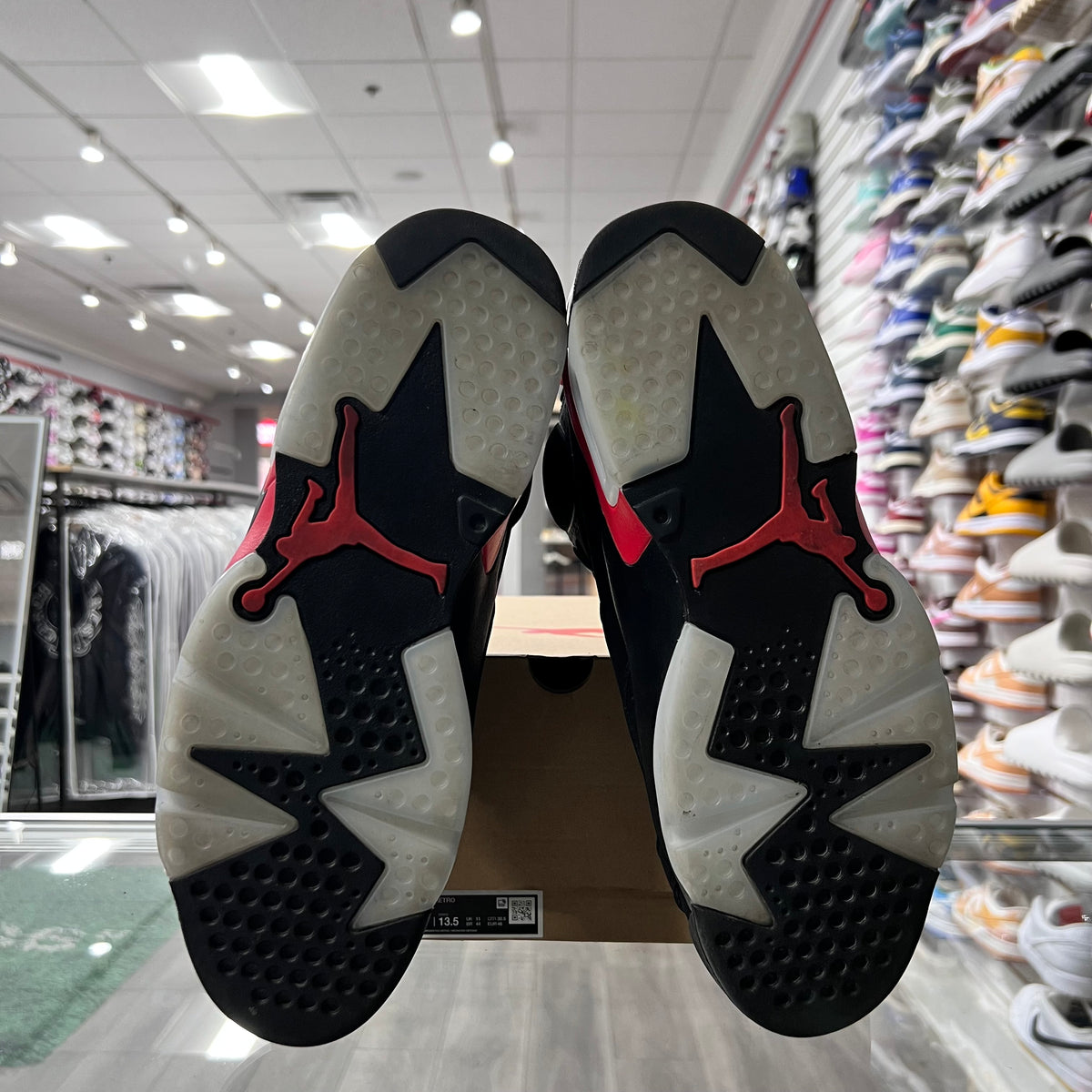 Jordan Retro 6 Mens Infrared Salesman (Lightly Worn)