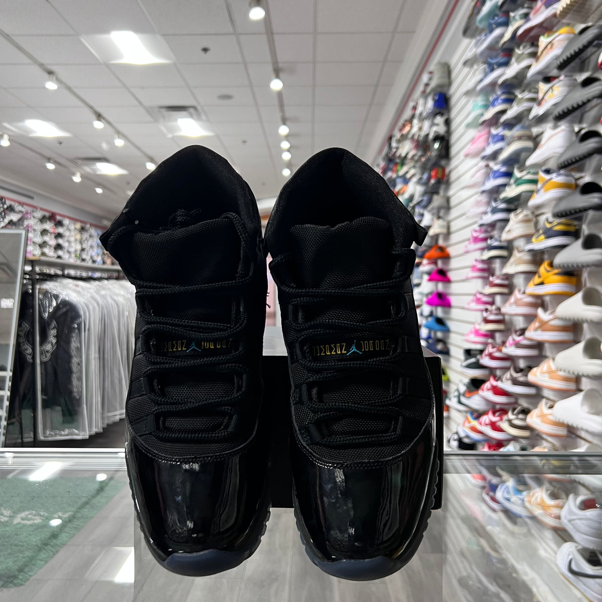 Jordan Retro 11 Mens Gamma (Lightly Worn)