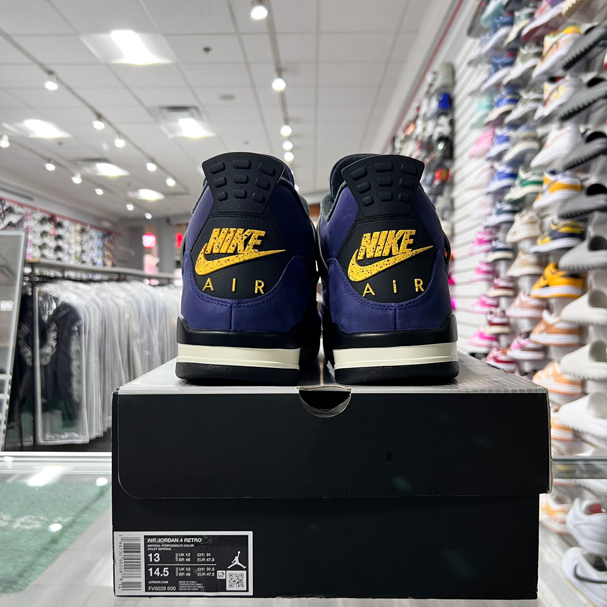Jordan Retro 4 Mens Lakers (Lightly Worn)
