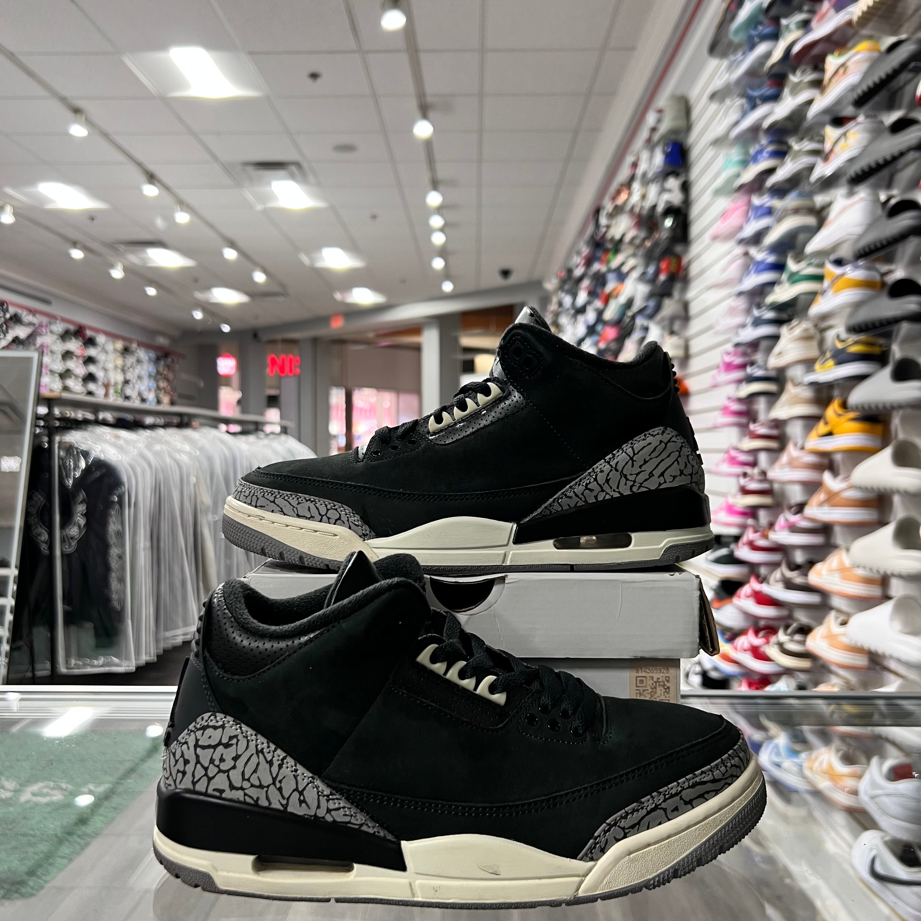 Jordan Retro 3 Off Noir Womens (Lightly Worn)