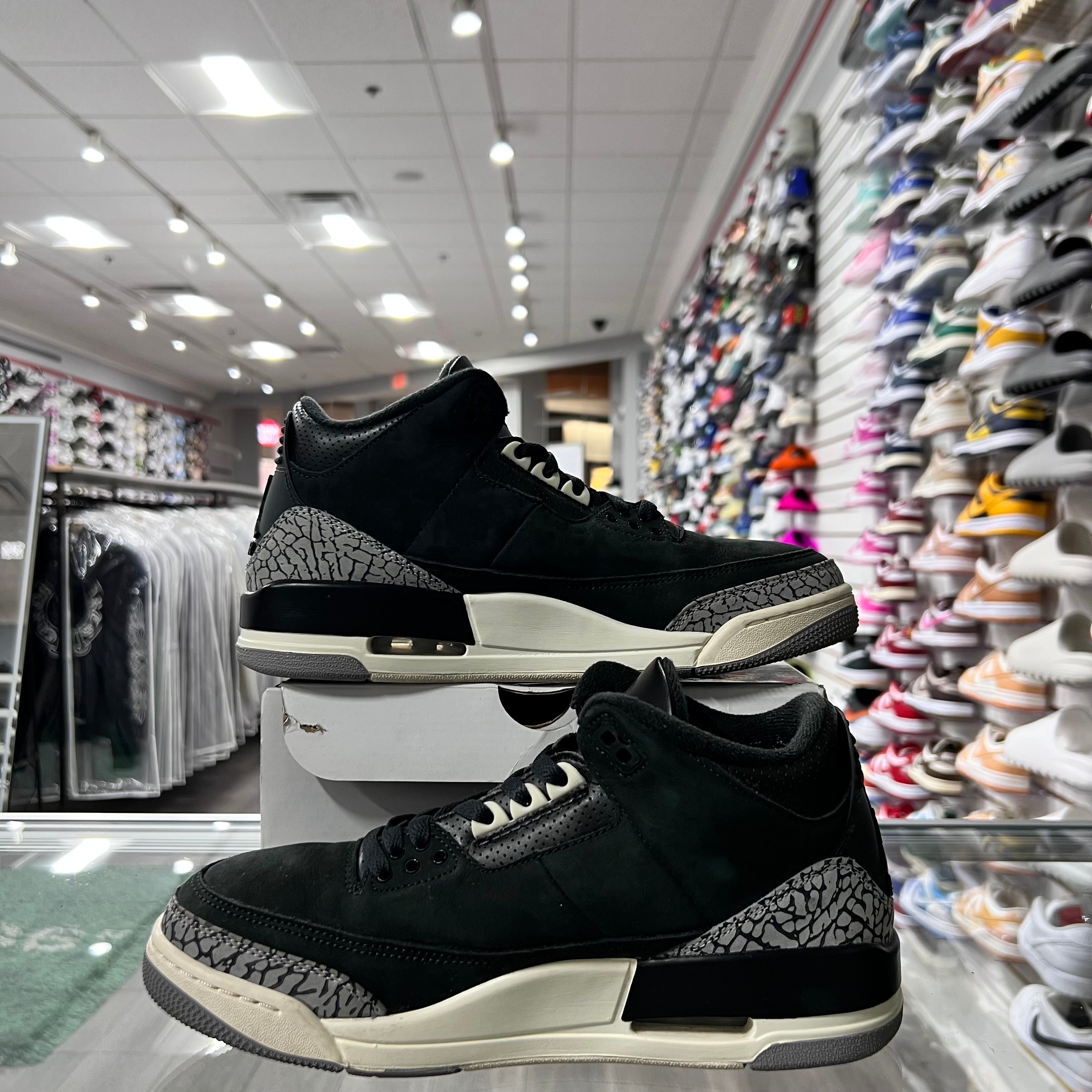 Jordan Retro 3 Off Noir Womens (Lightly Worn)