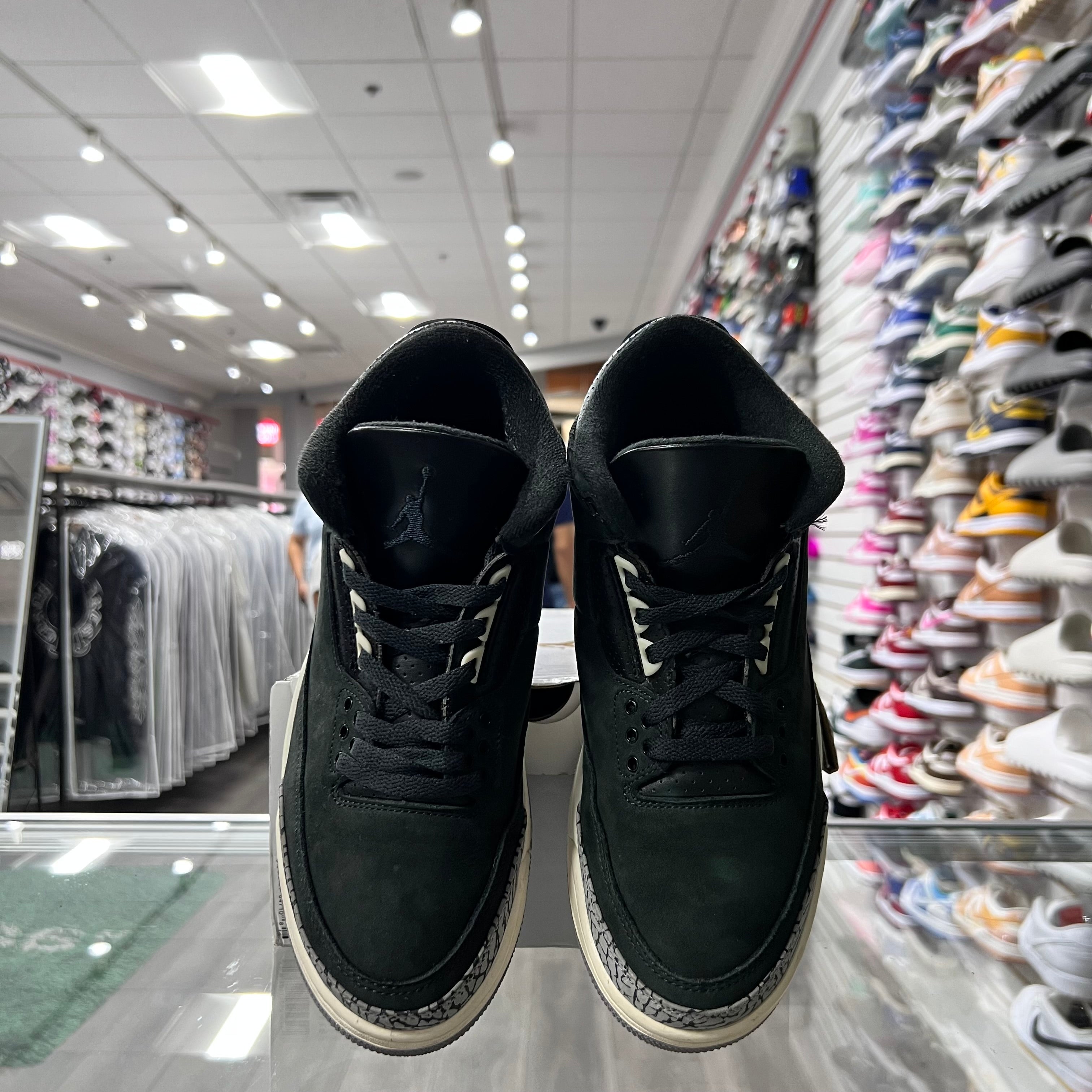 Jordan Retro 3 Off Noir Womens (Lightly Worn)