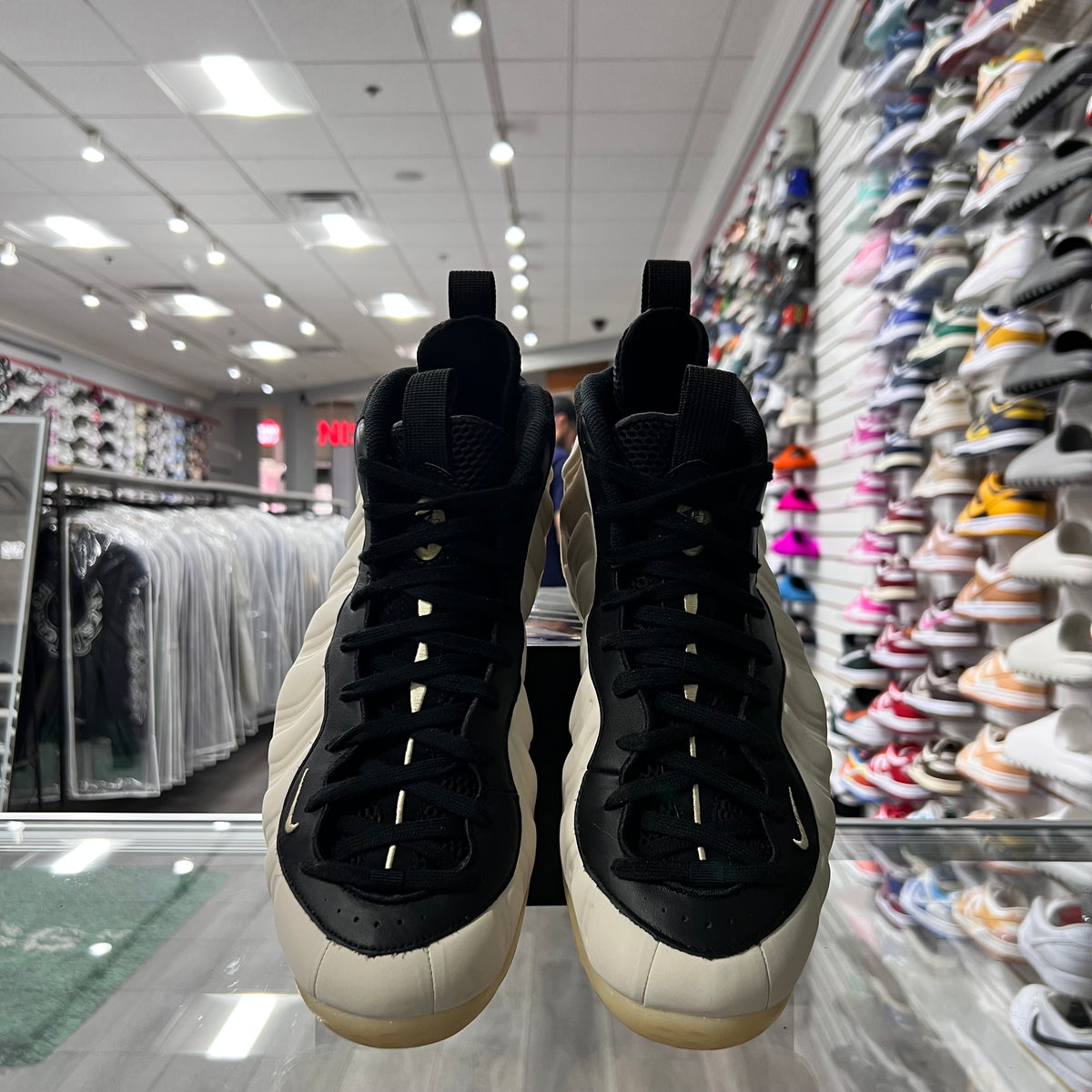 Nike Air Foamposites Ome Light Ore Wood Brown (Lightly Worn)