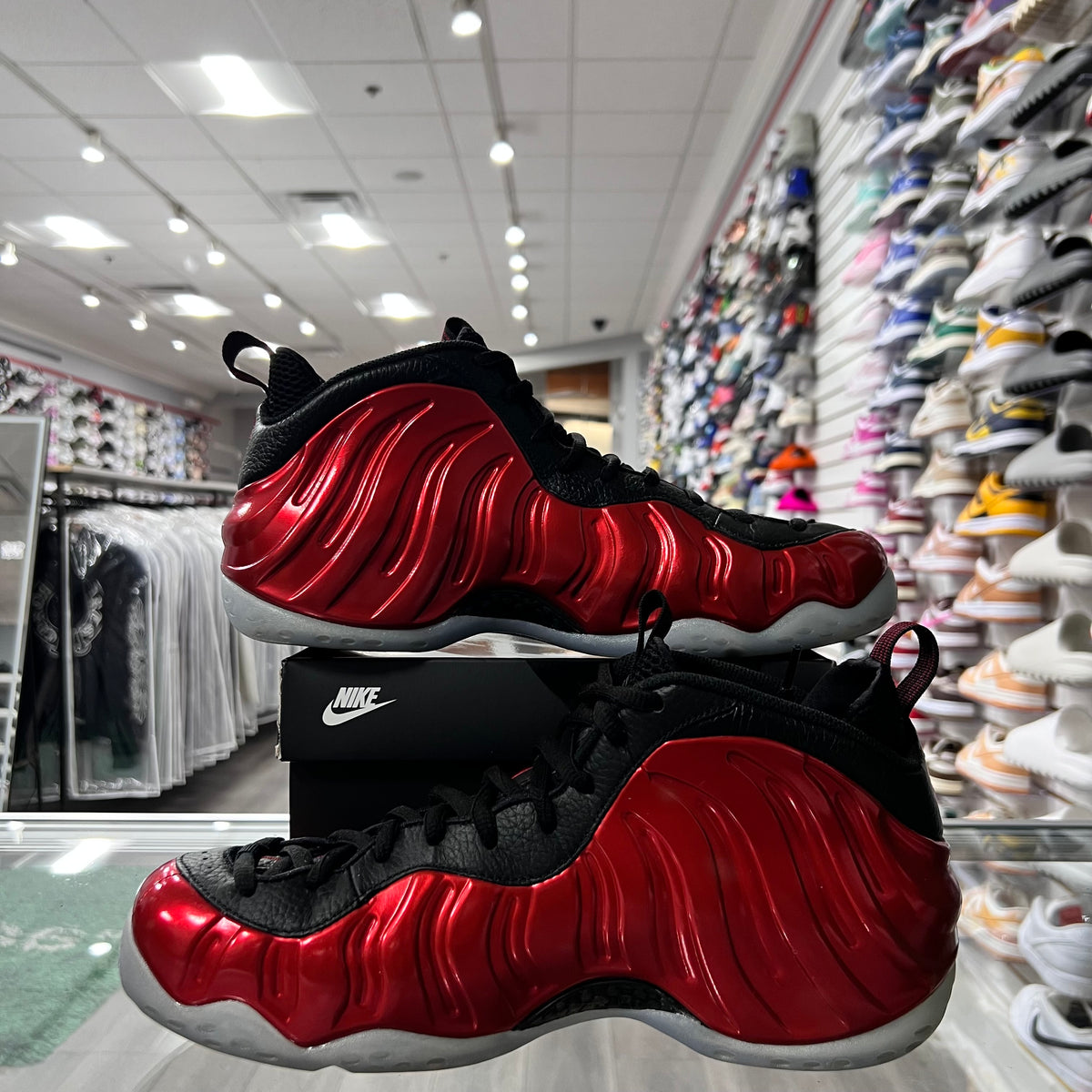 Nike Air Foamposite One Metallic Red (2023)(Lightly Worn)