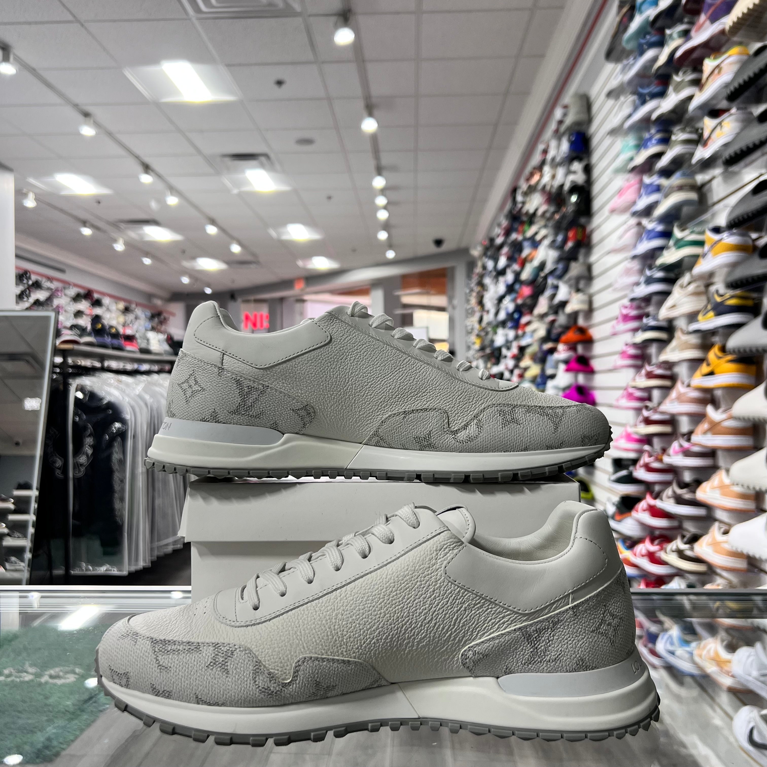 Louis Vuitton Runaway Sneakers White (Lightly Worn)