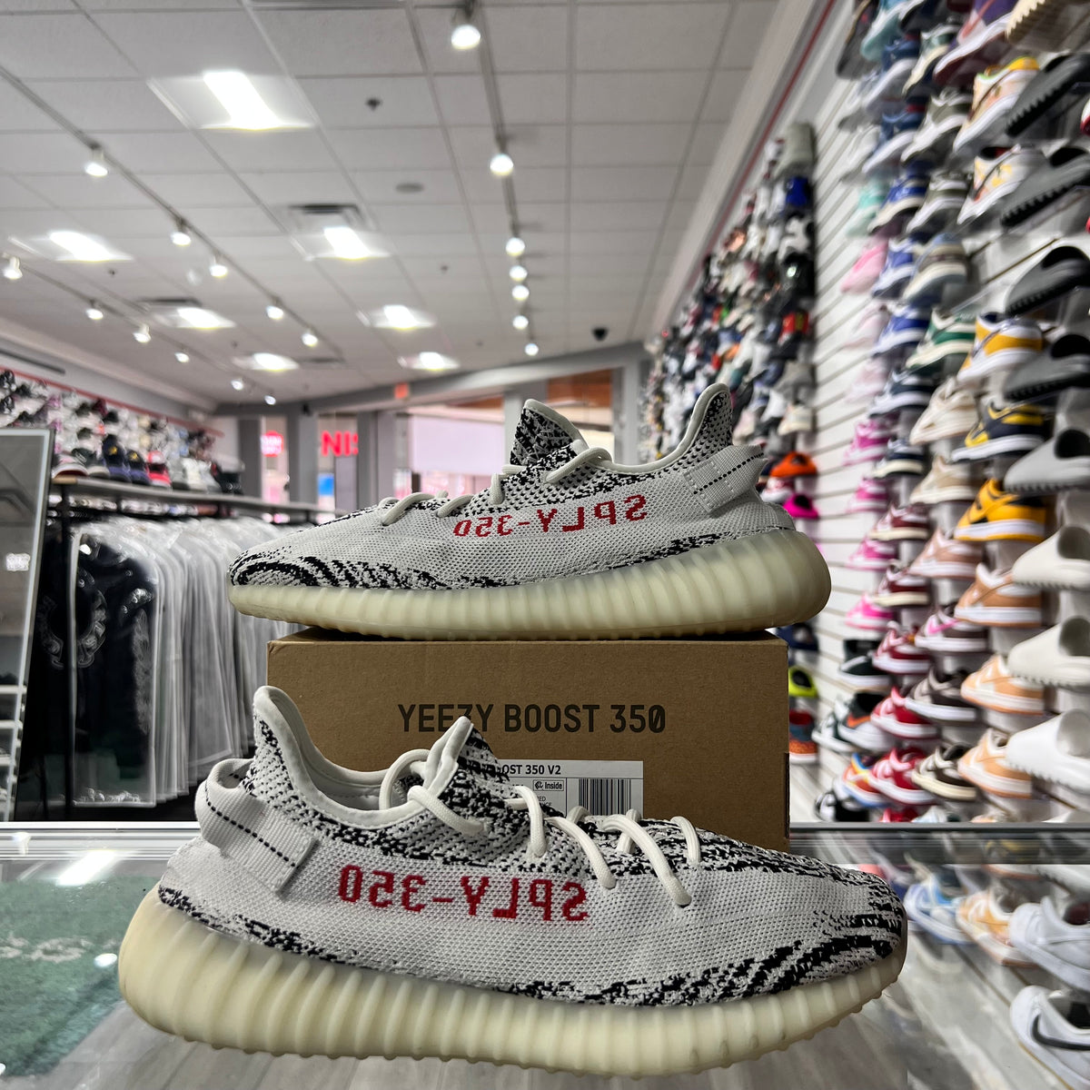 Adidas Yeezy Boost 350 V2 Zebra (Lightly Worn)