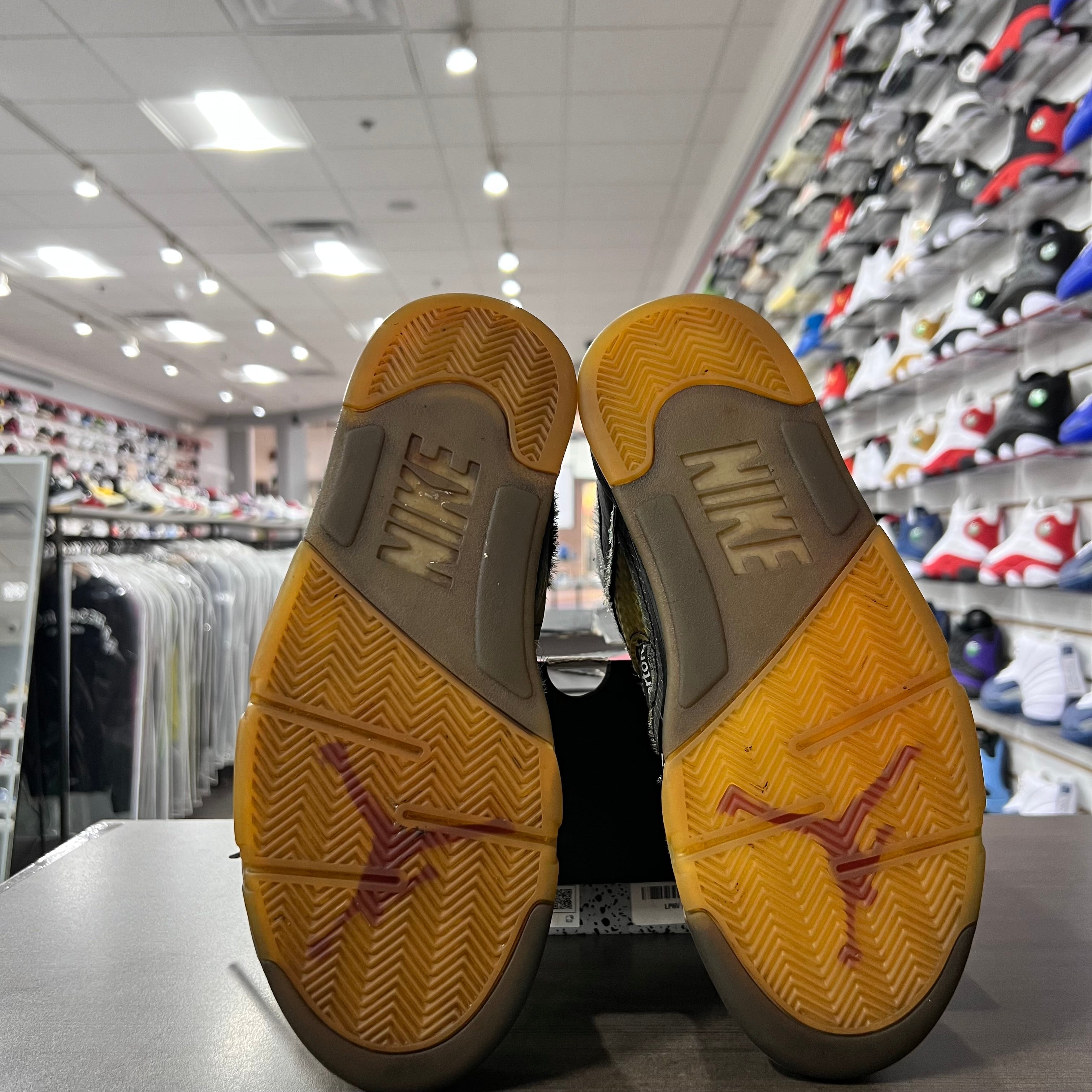 Jordan Retro 5 Mens Off White Muslin (Lighlty Worn)