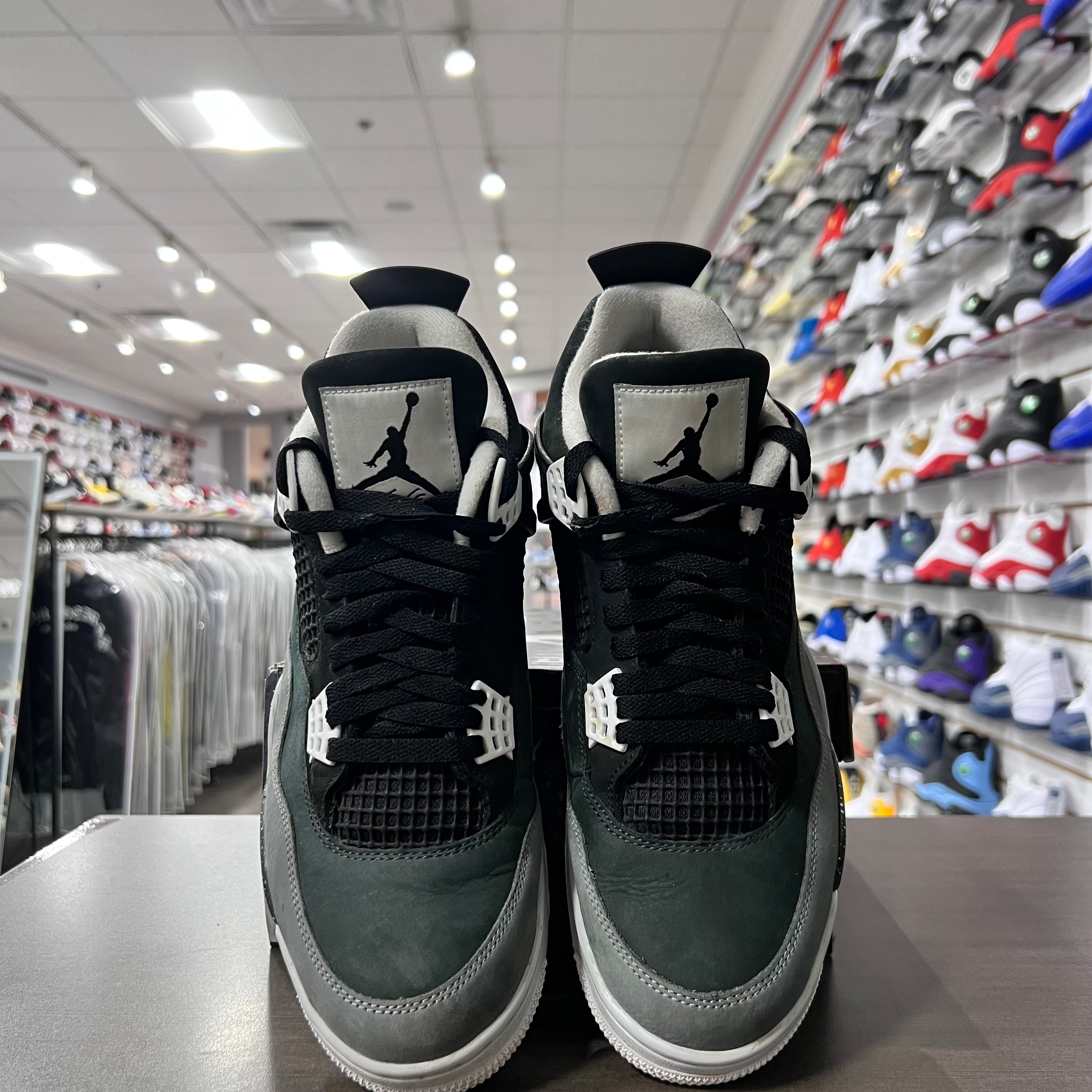 Jordan Retro 4 Mens Fear (Lighlty Worn)