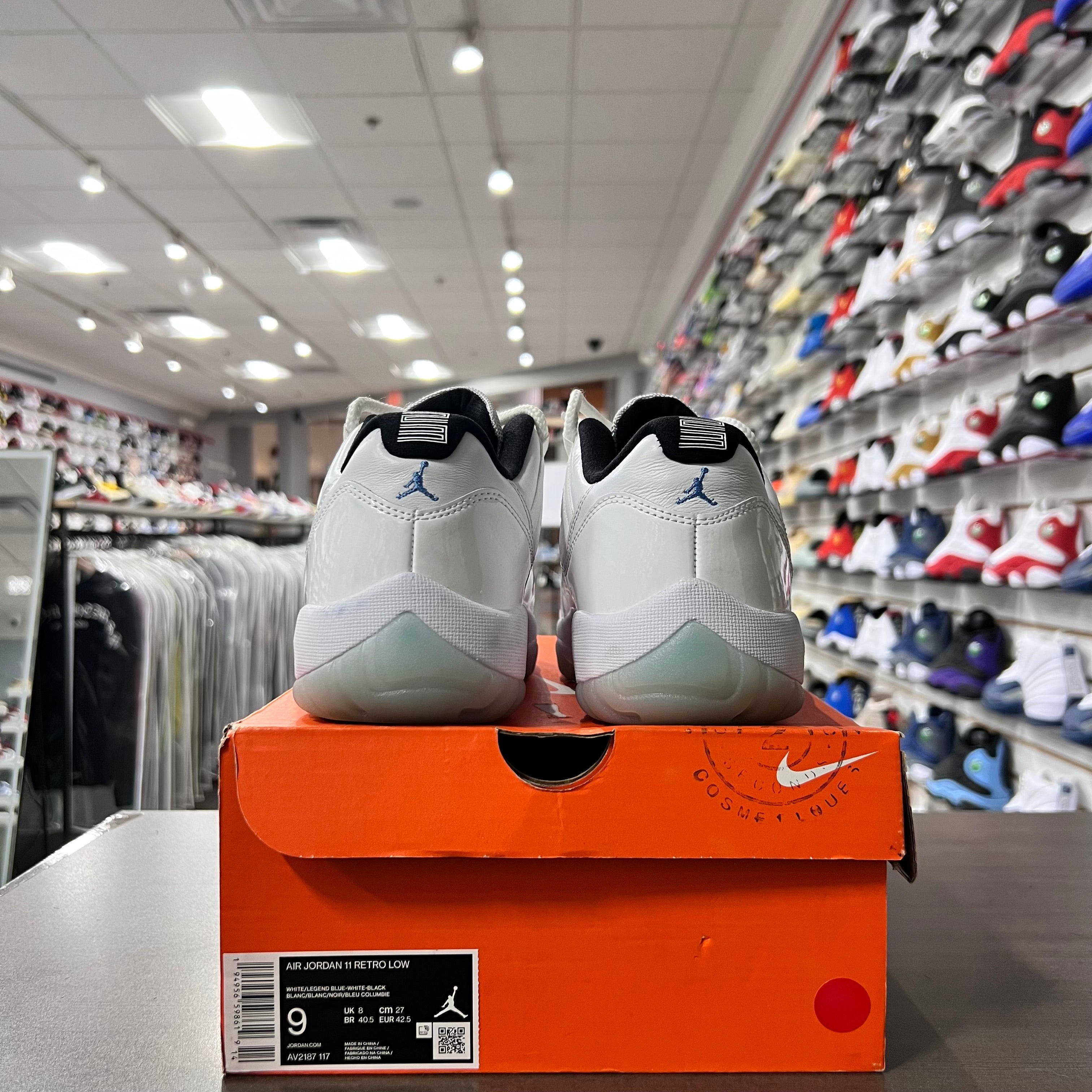 Jordan Retro 11 Low Mens Legend Blue B-Grade (Lighlty Worn)