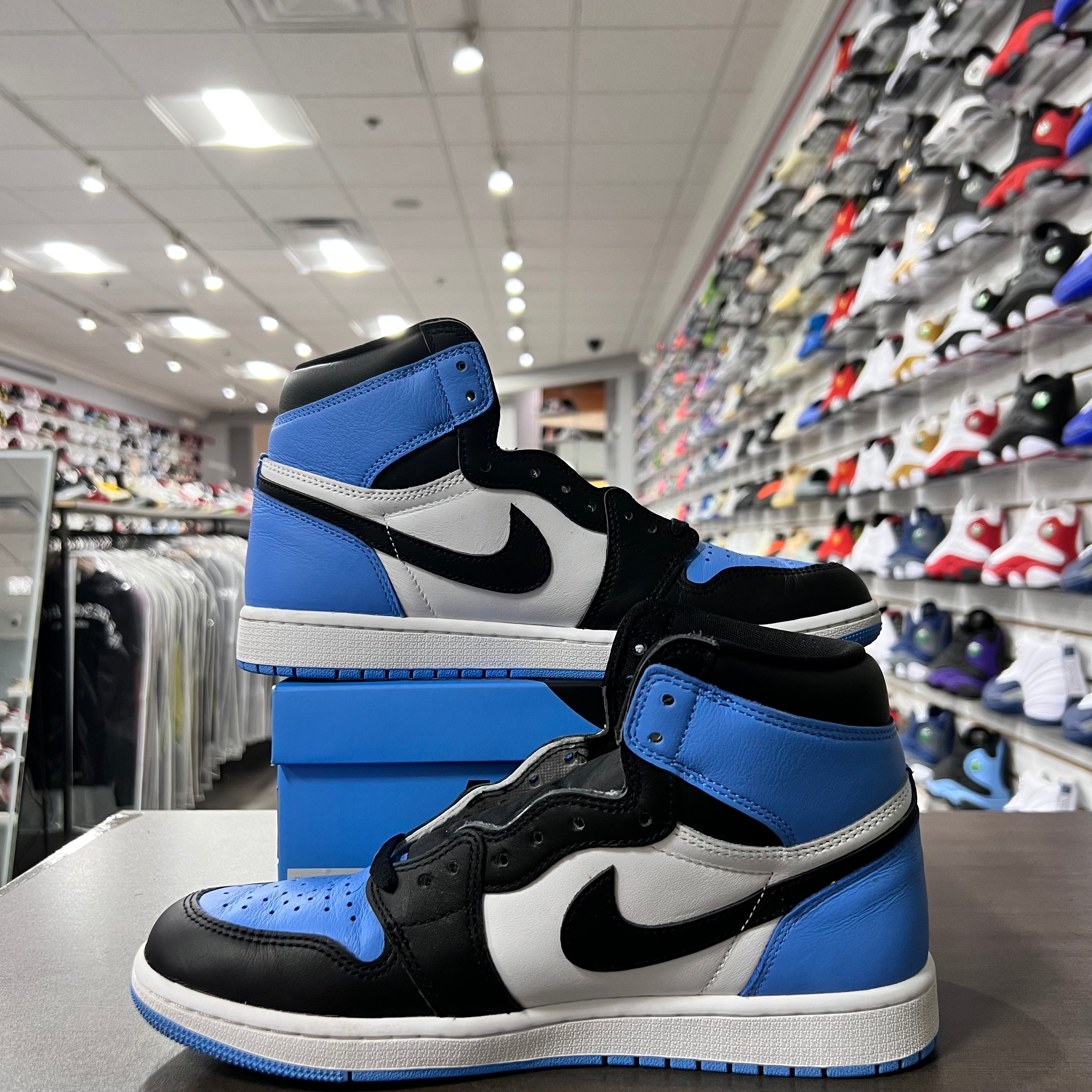 Jordan Retro 1 High Og Mens Unc Toe (Lighlty Worn)