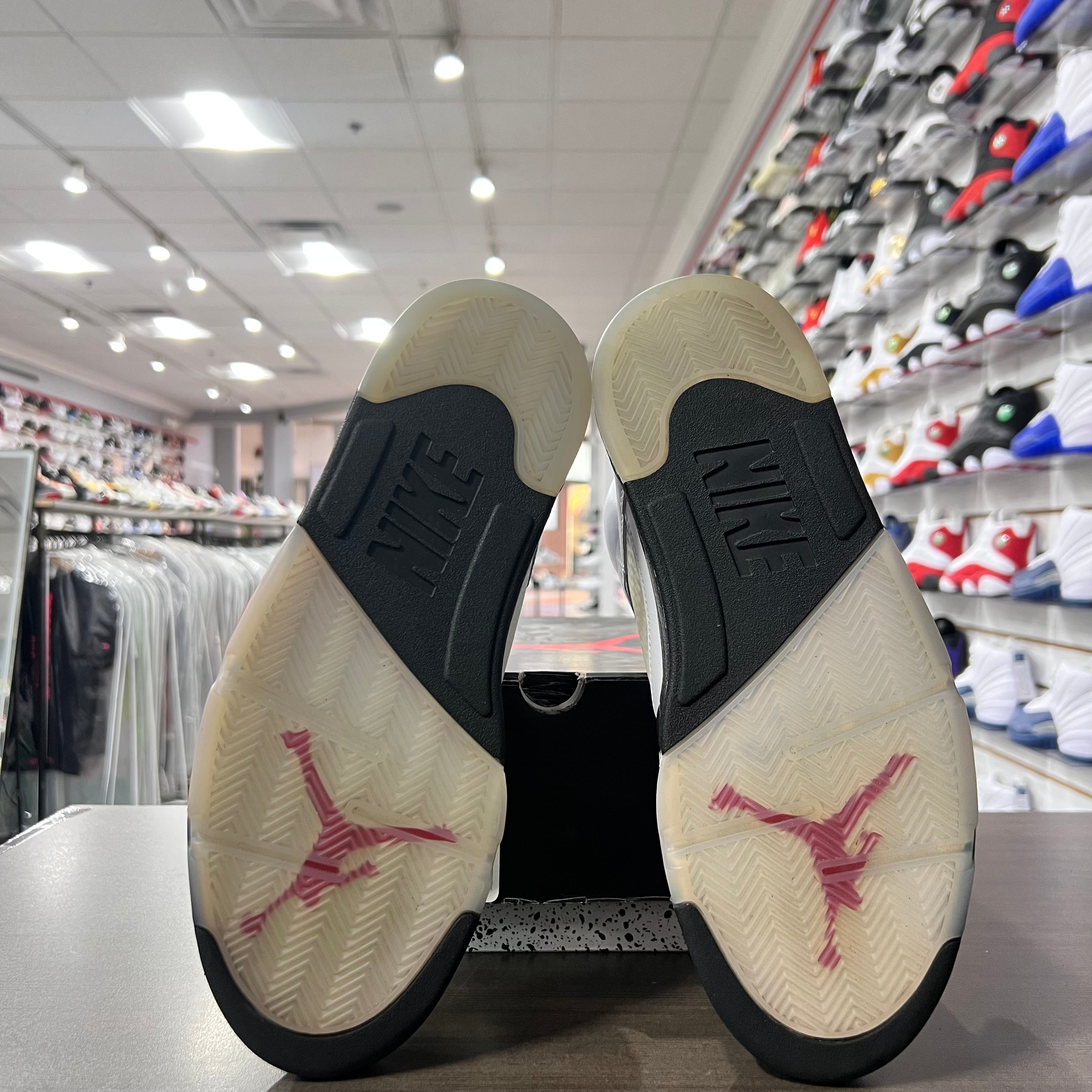 Jordan Retro 5 Mens Fire Red Silver Tongue (Lightly Worn)