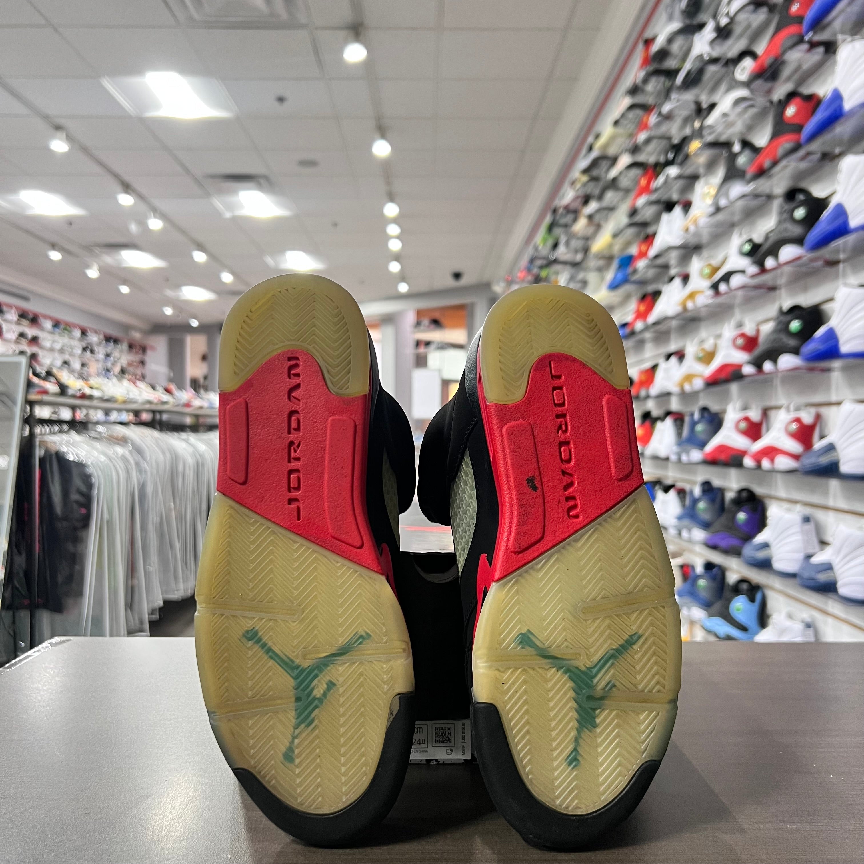 Jordan Retro 5 Gs Top 3 (Lightly Worn)