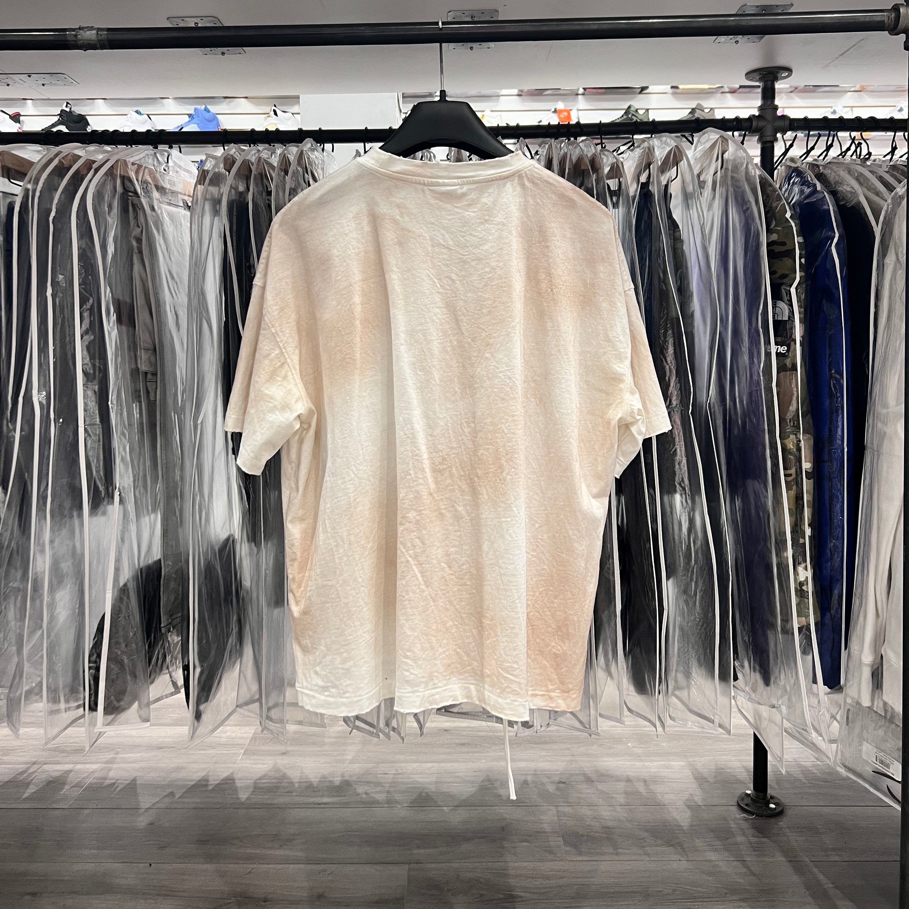 Vale Valley Tee Cream Alien Graphic