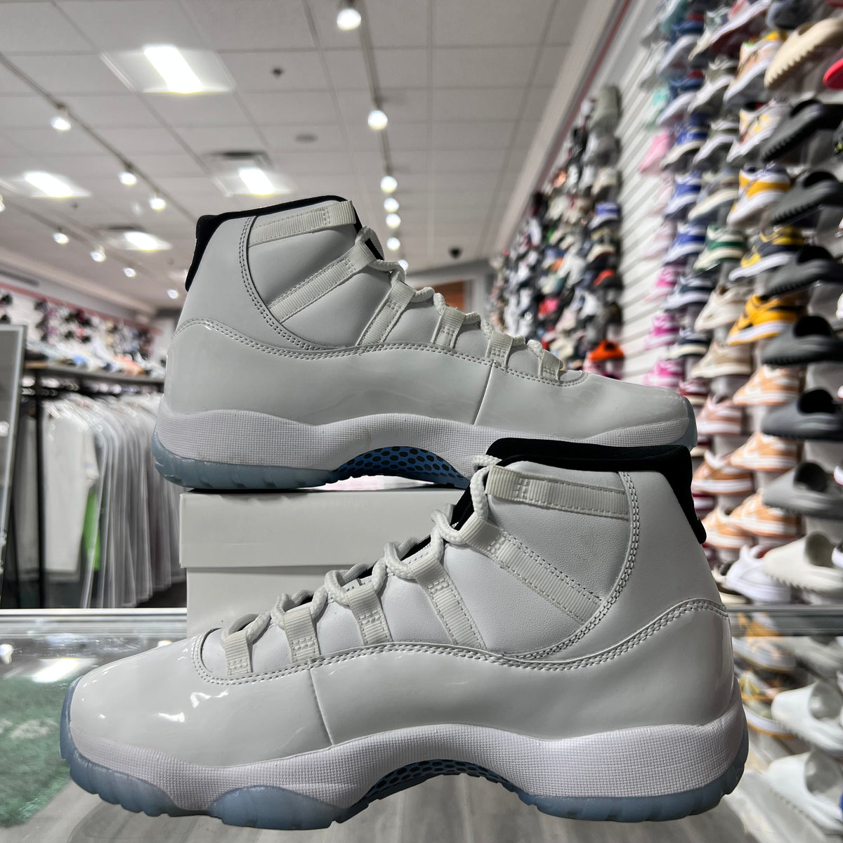 Jordan Retro 11 Mens Legend Blue (Lightly Worn+Replacement Box)