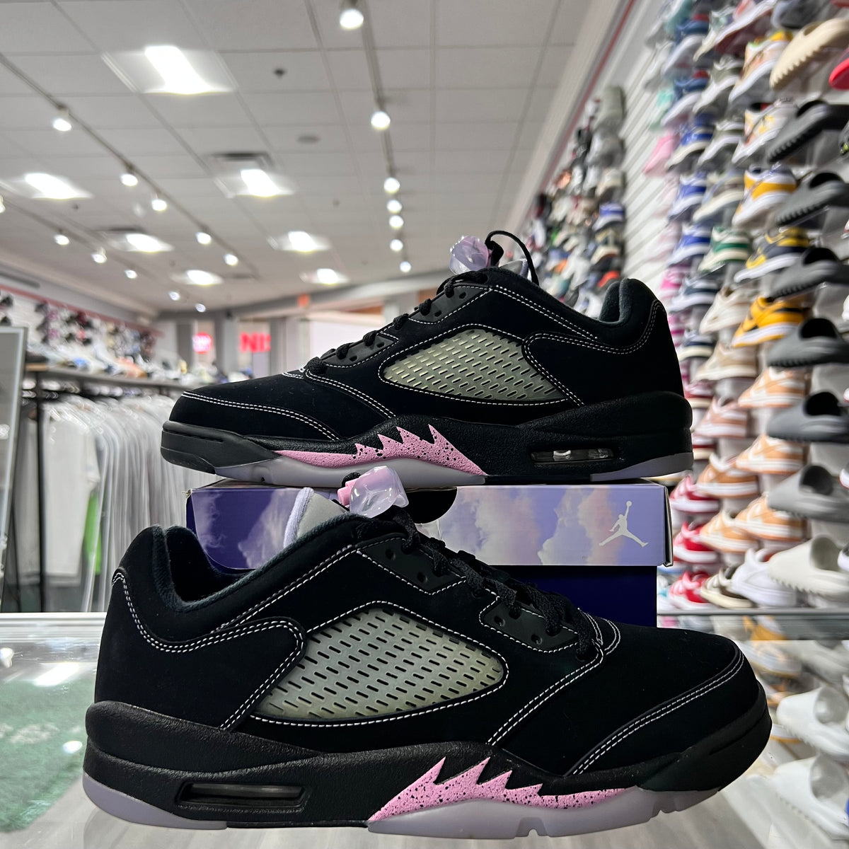 Jordan Retro 5 Low Mens DongDan (Lightly Worn)