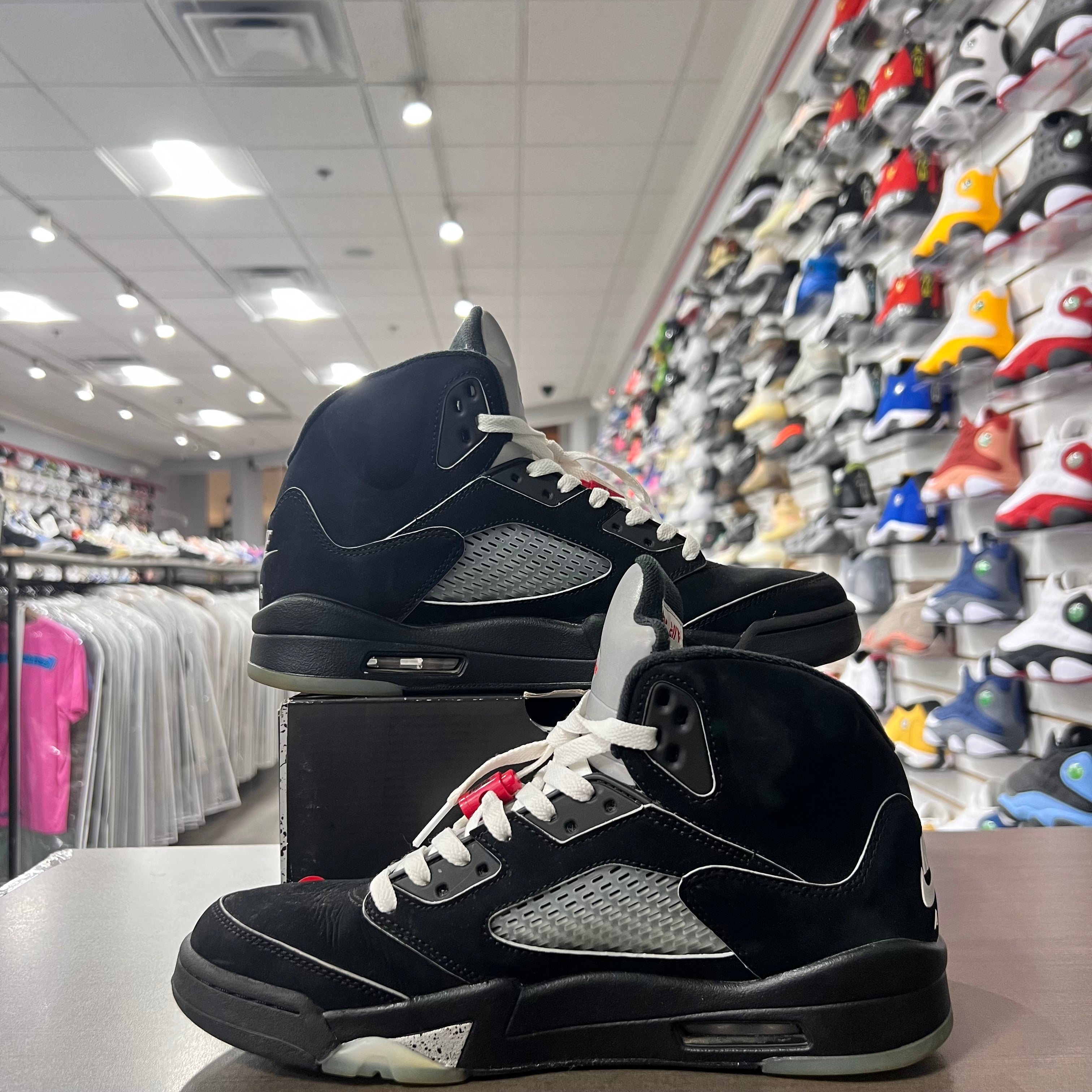 Jordan Retro 5 Mens Black Metallic Reimagined (Lightly Worn)