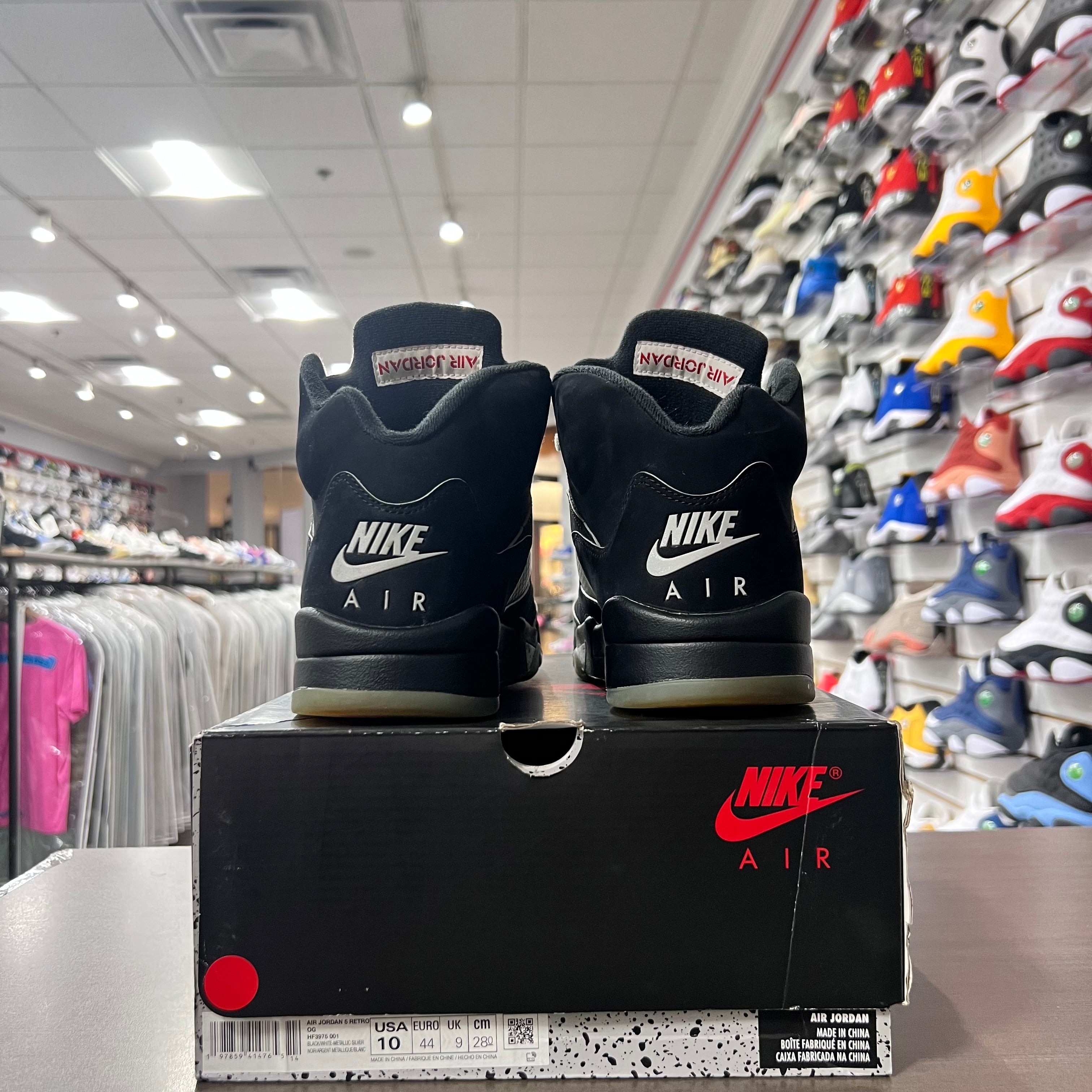 Jordan Retro 5 Mens Black Metallic Reimagined (Lightly Worn)