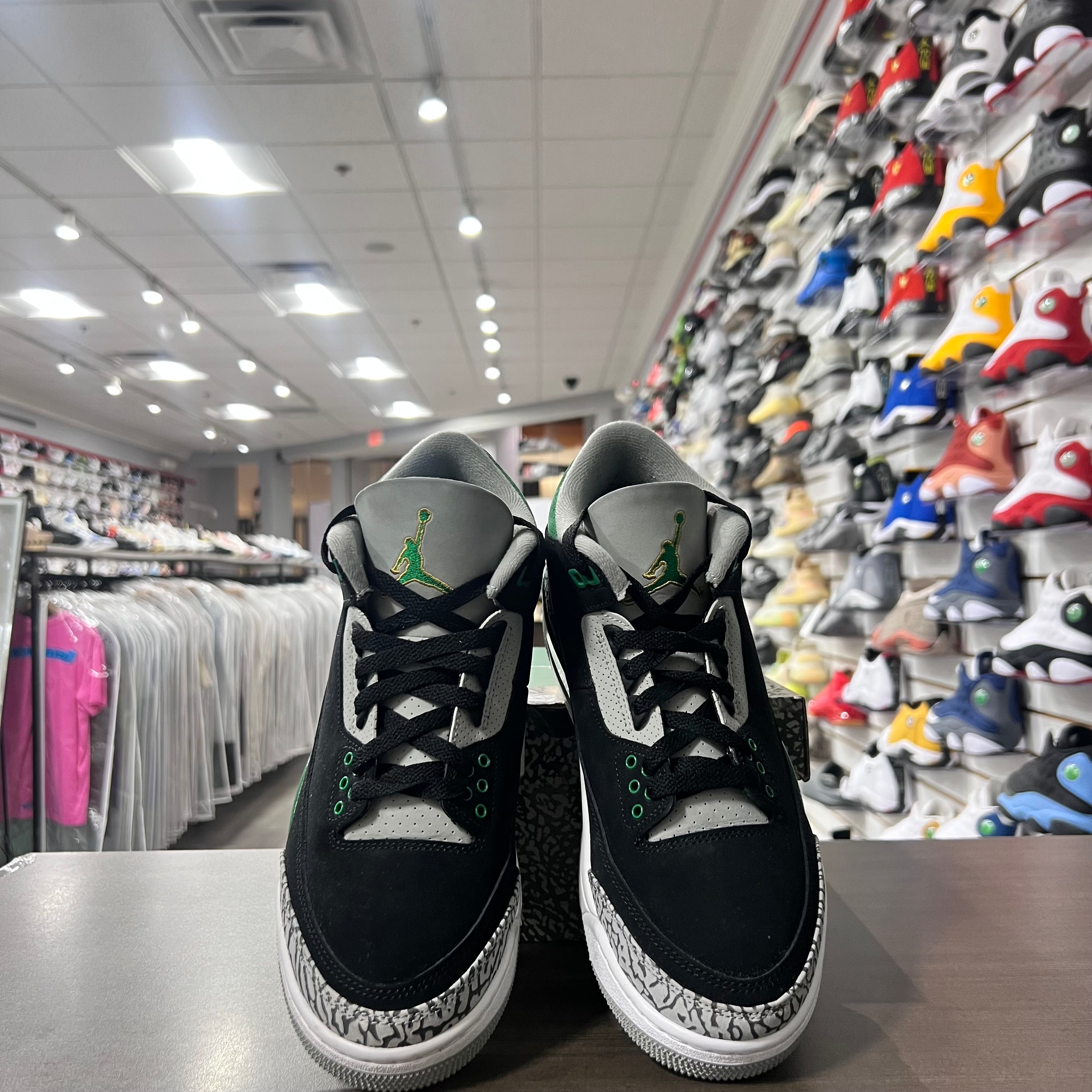 Jordan Retro 3 Mens Pine Green (Lightly Worn)