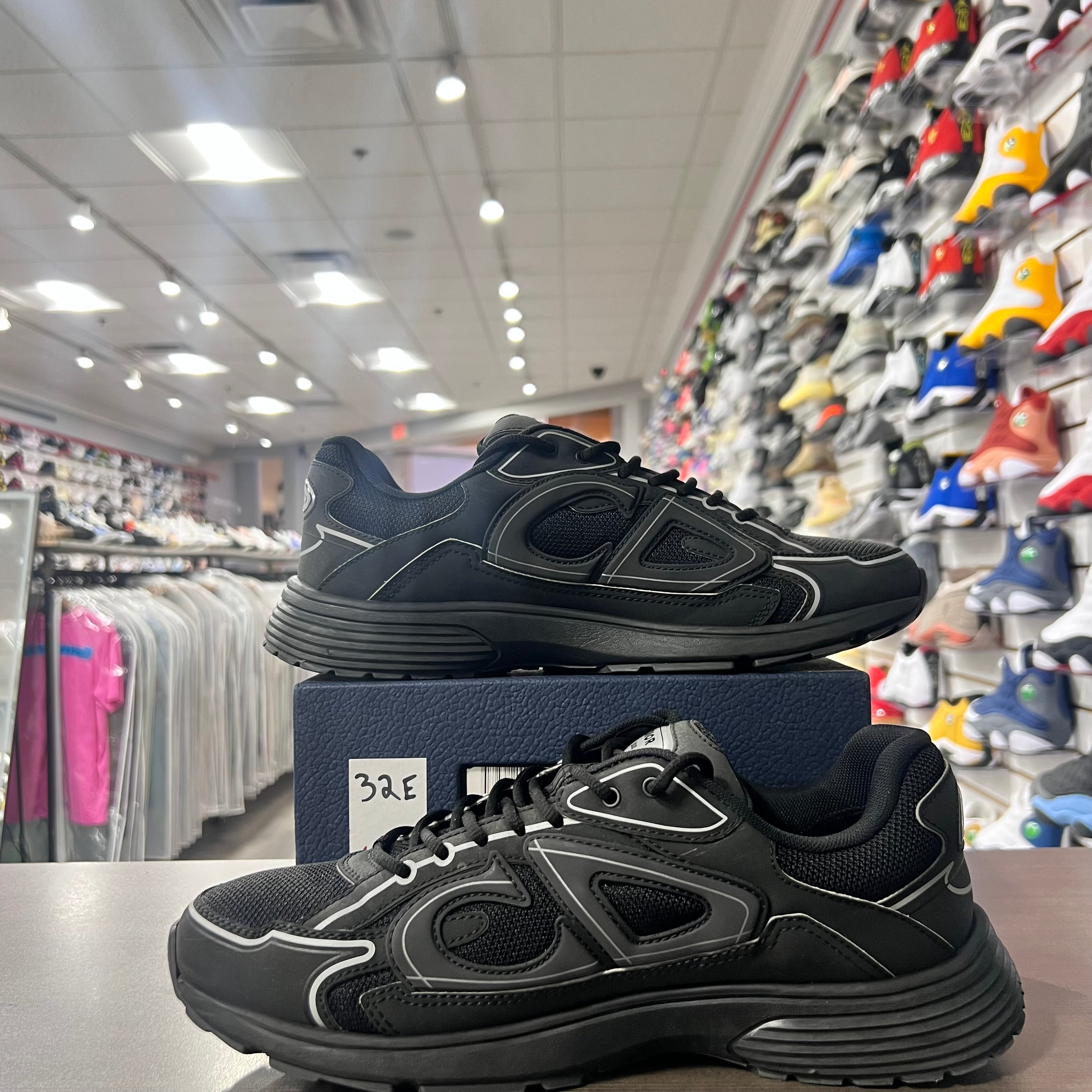 Christian Dior B30 Black (Lightly Worn)