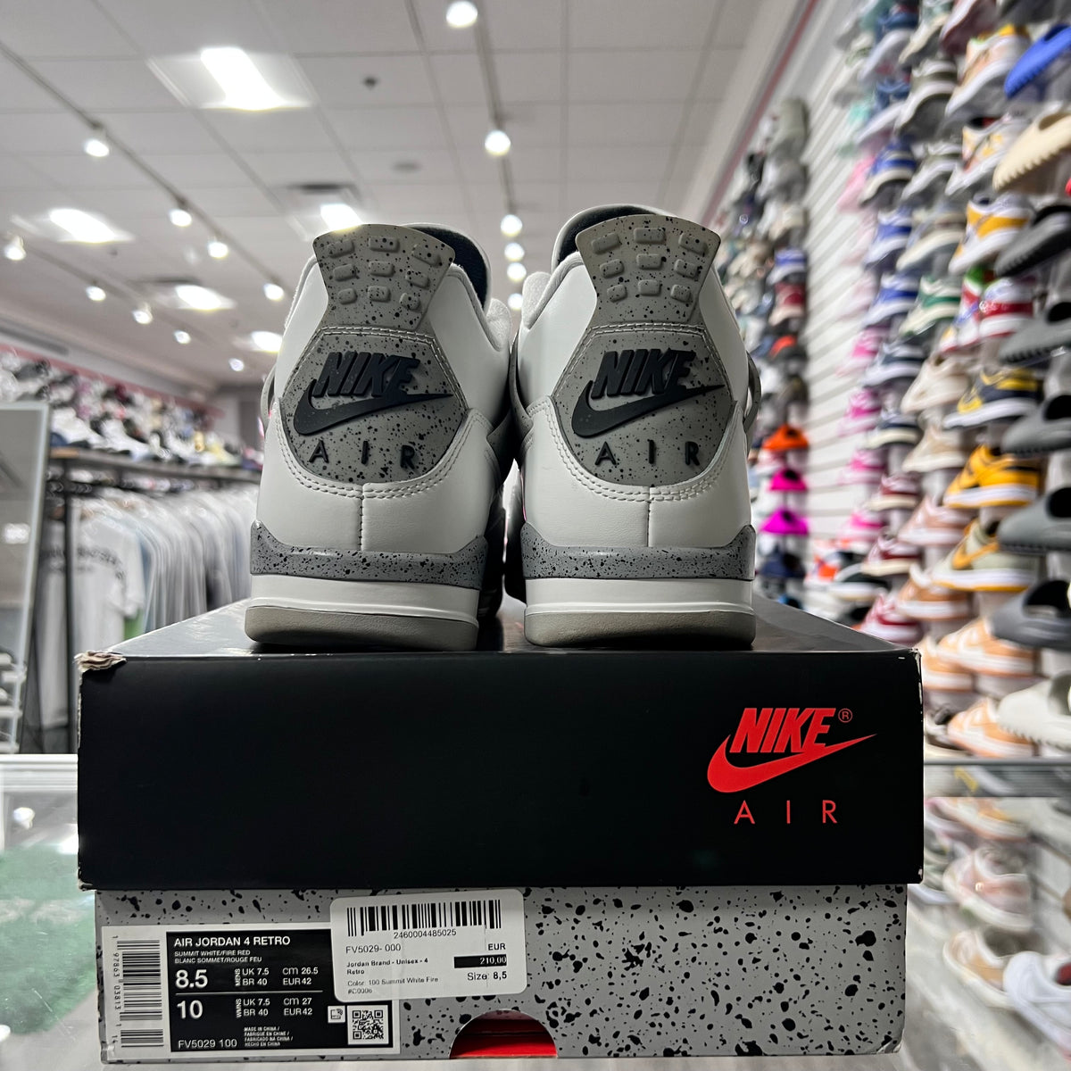 Jordan Retro 4 Mens White Cement (Lightly Worn)