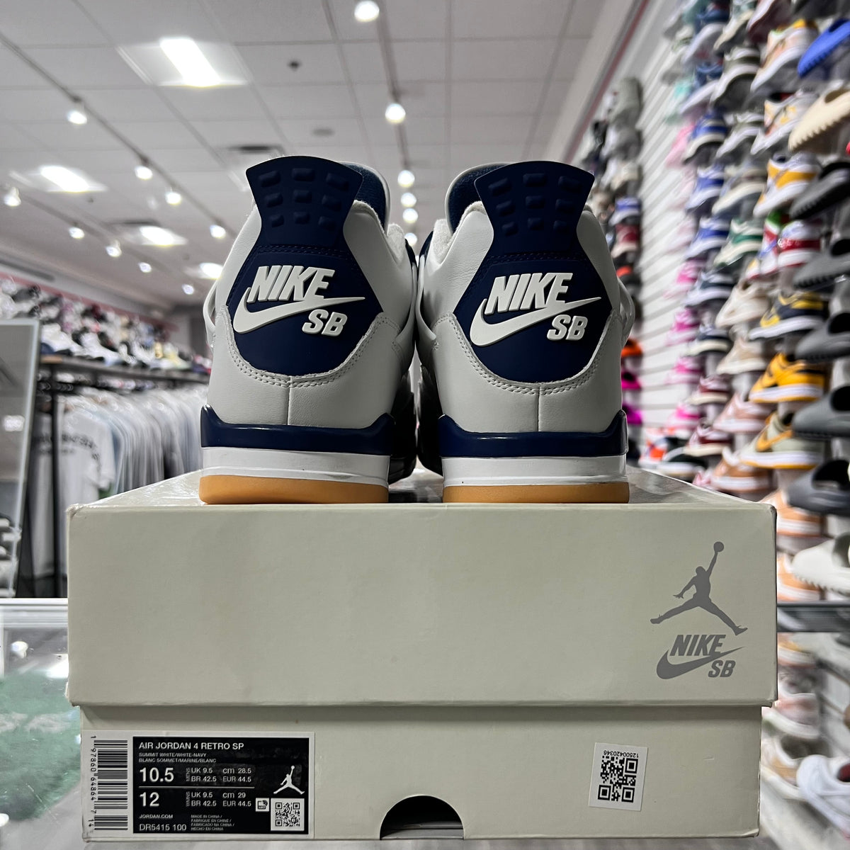 Jordan Retro 4 SB Mens Navy Blue (Lightly Worn)