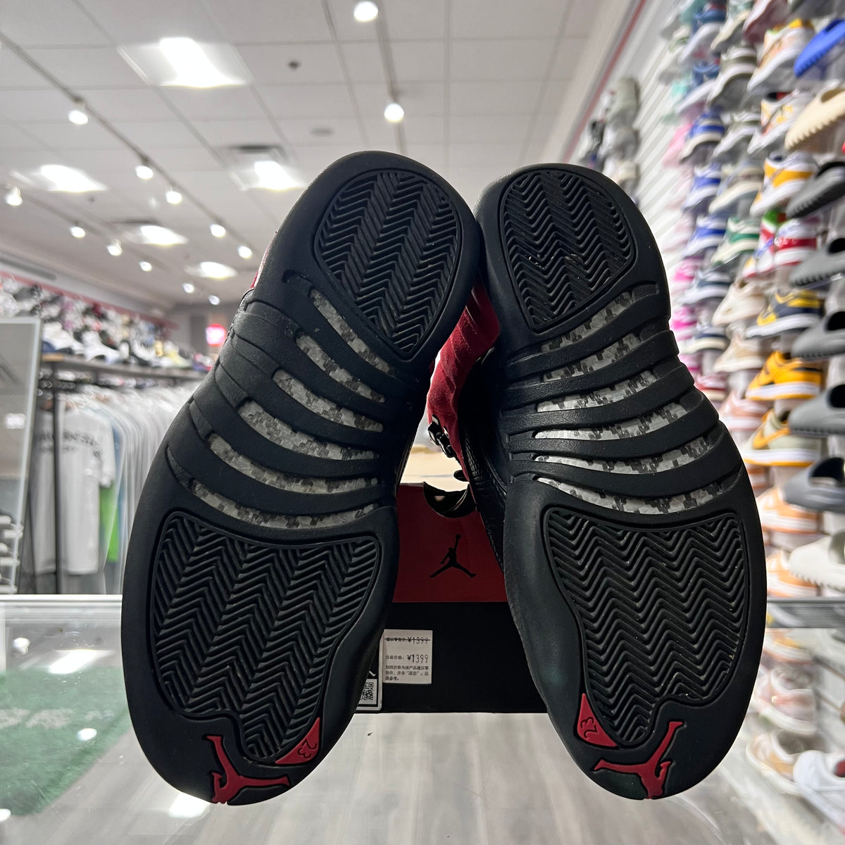 Jordan Retro 12 Mens Reverse Flu Game (Lightly Worn+Missing White Laces)