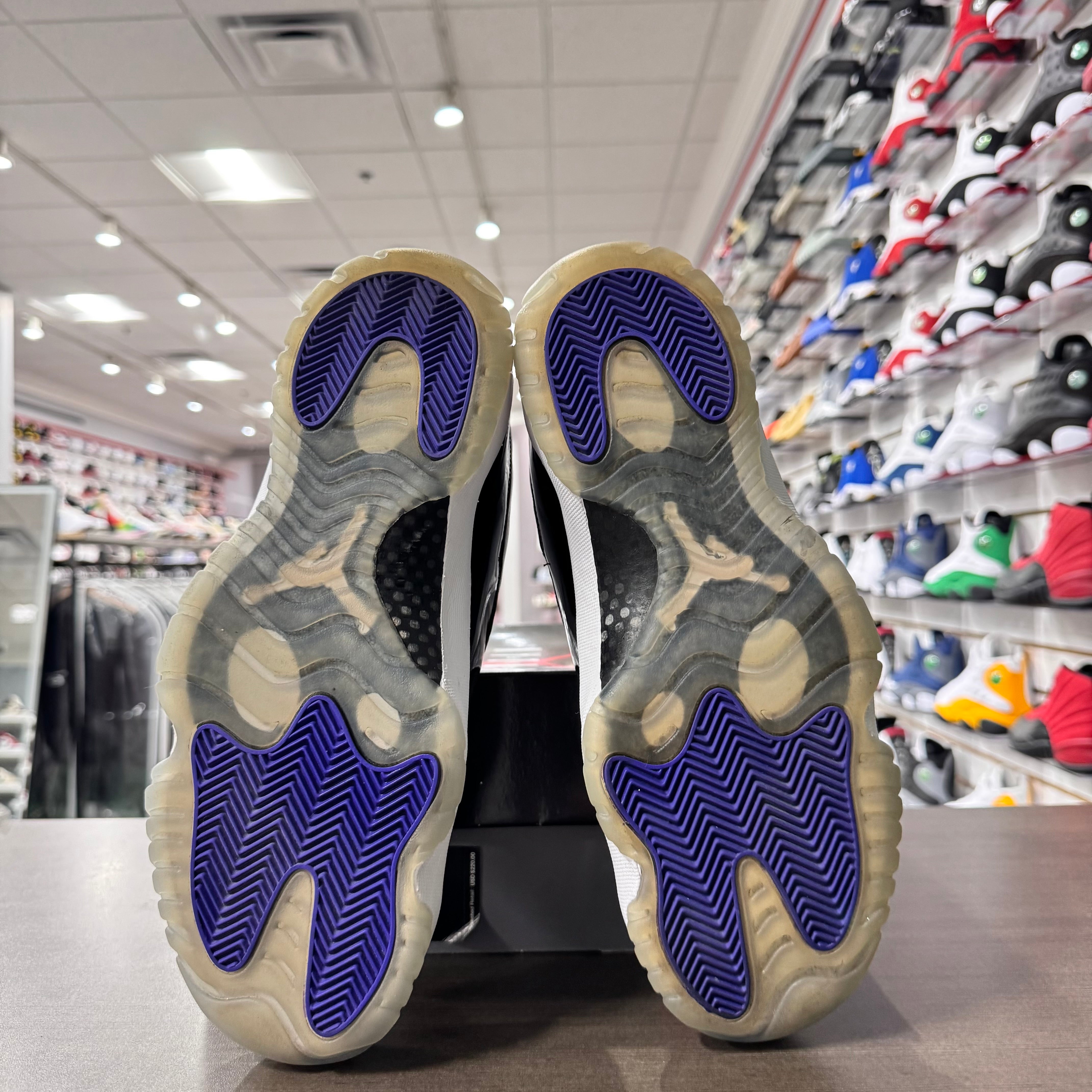 Jordan Retro 11 Mens Concord (Lightly Worn)