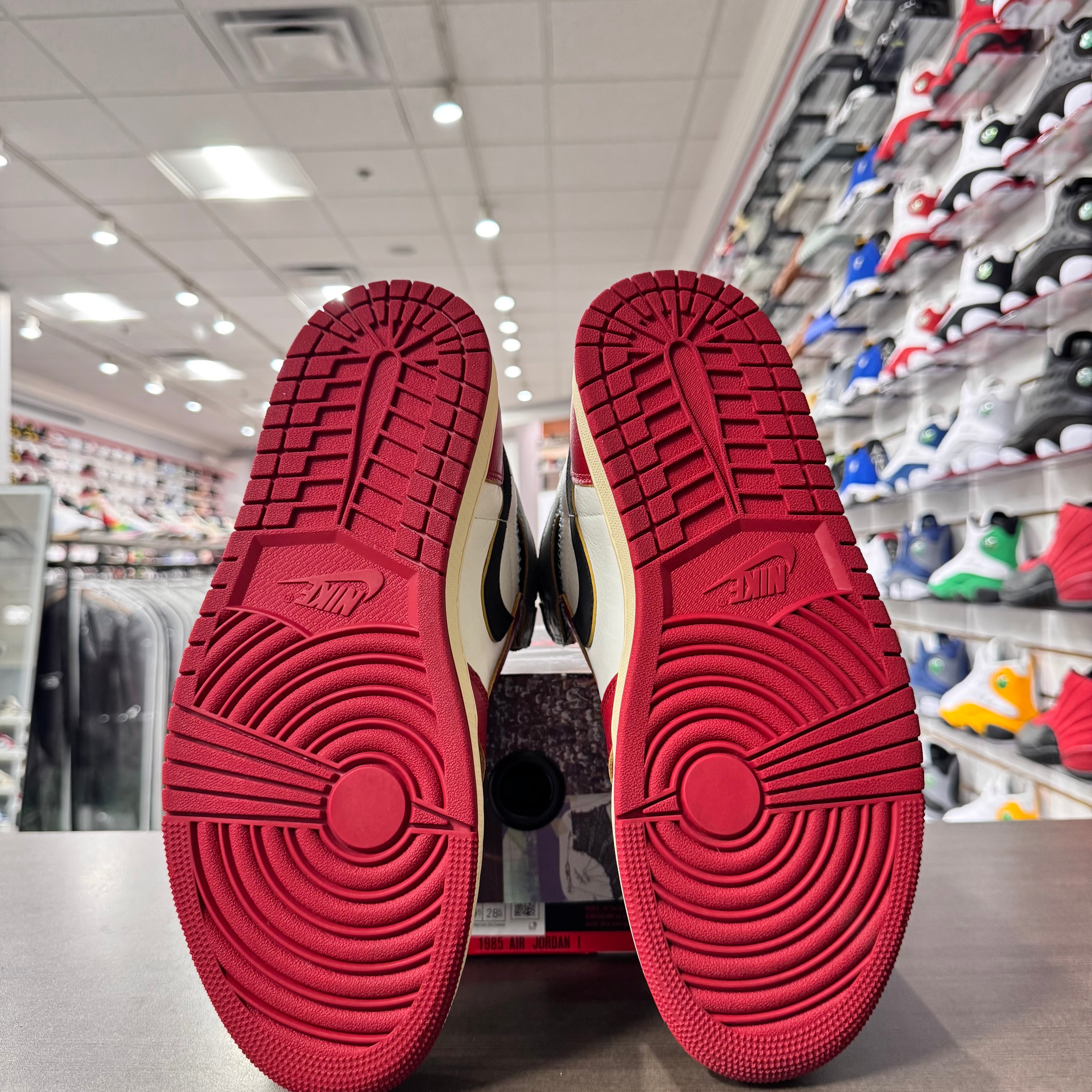 Jordan Retro 1 High Og Mens Union LA Chicago Shadow (Lightly Worn)