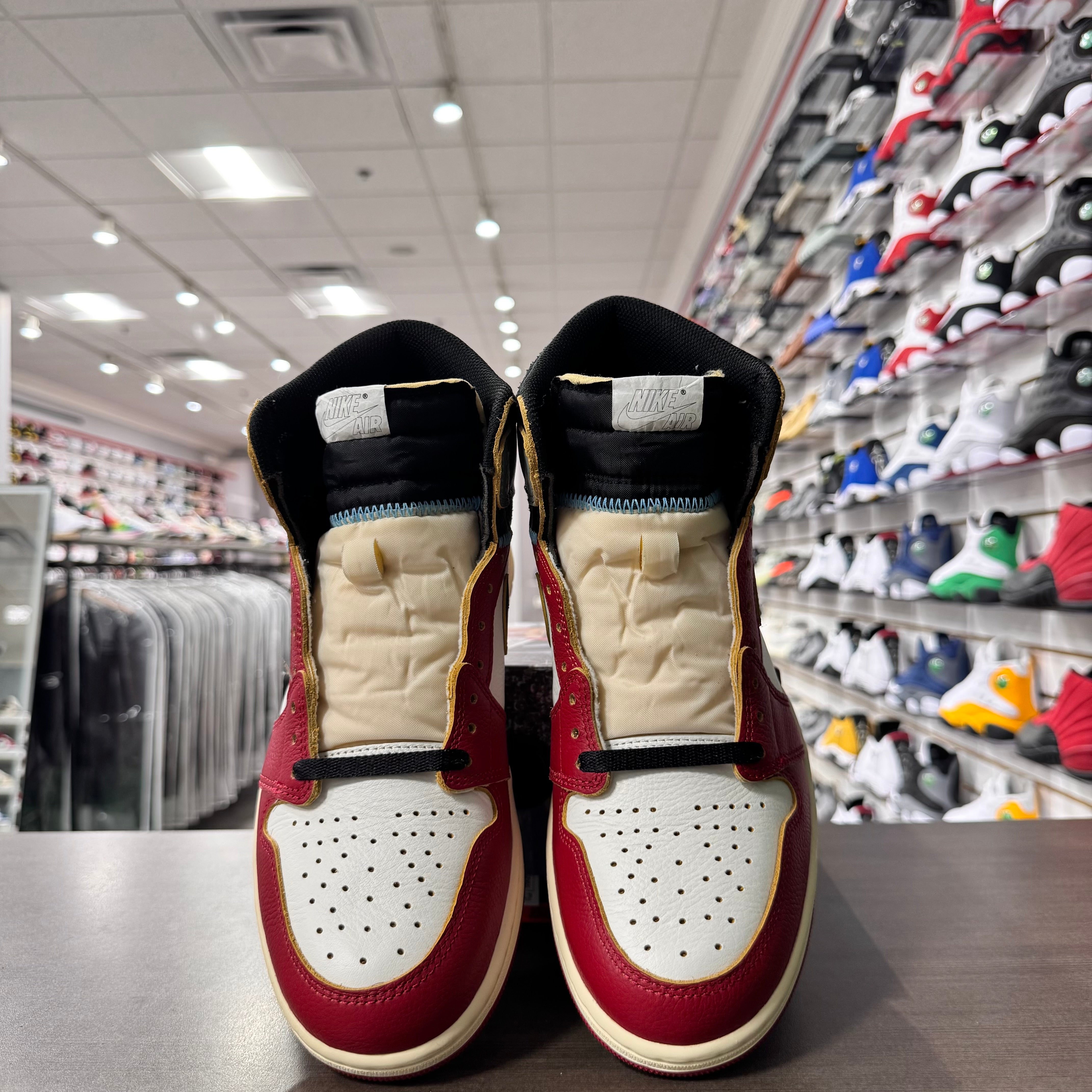 Jordan Retro 1 High Og Mens Union LA Chicago Shadow (Lightly Worn)