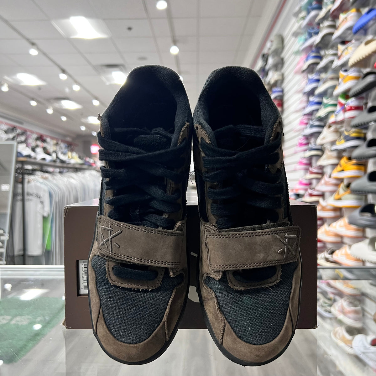 Travis Scott Jumpman Jacks Dark Mocha (Lightly Worn)