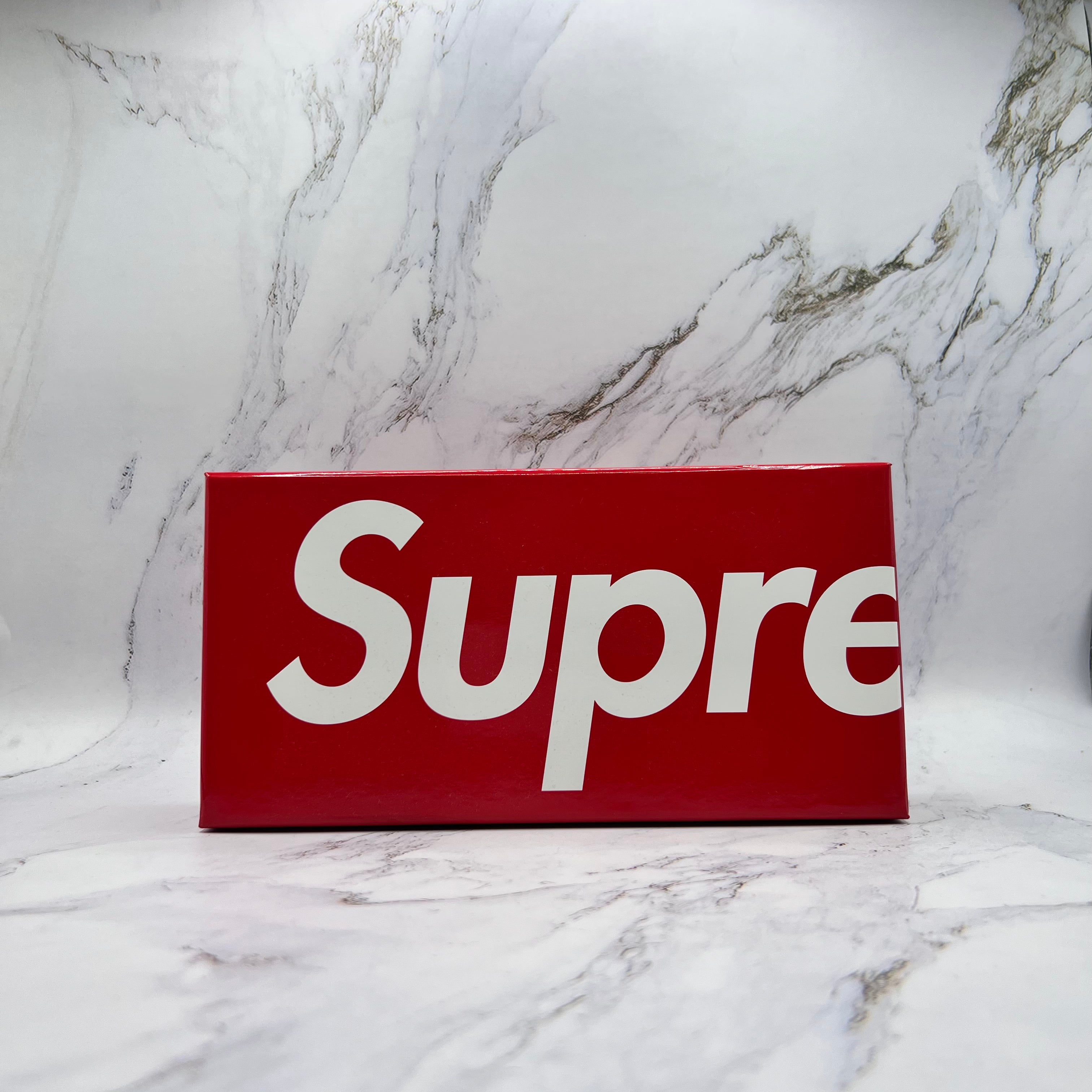 Supreme X Montana Mini Spray Paint Cans