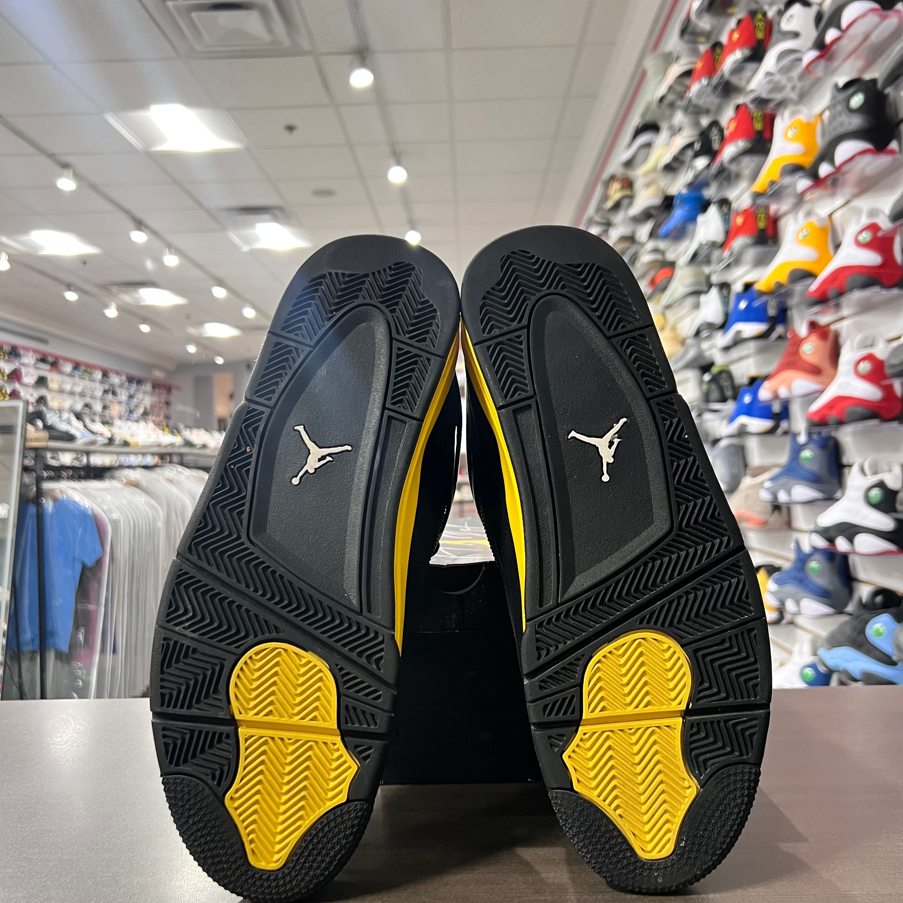 Jordan Retro 4 Mens Yellow Thunder (Lightly Worn)