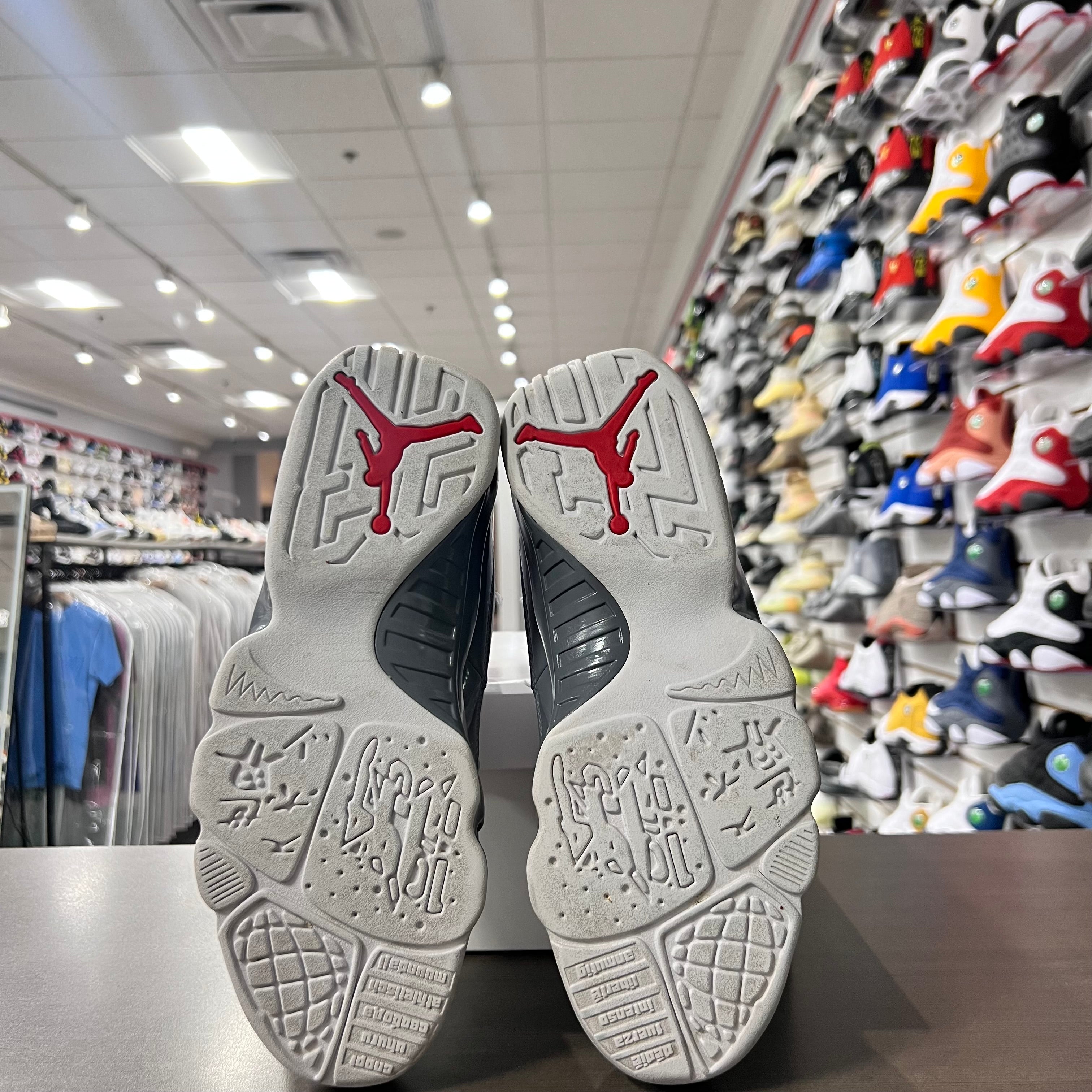 Jordan Retro 9 Mens Fire Red (Lightly Worn + Replacement Box)