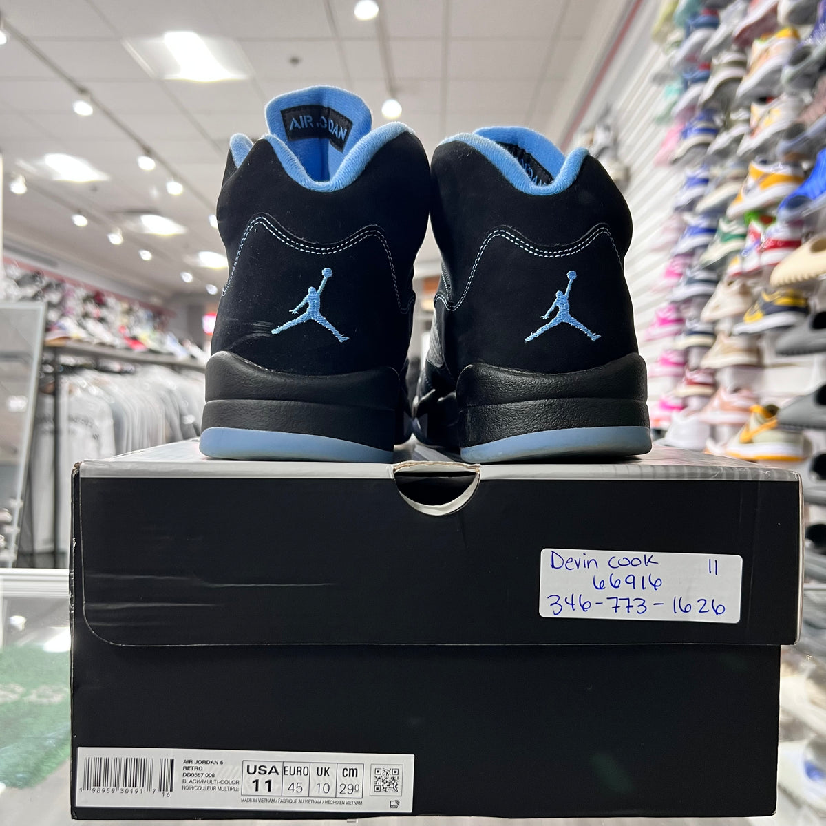 Jordan Retro 5 Mens Black University Blue (Lightly Worn)