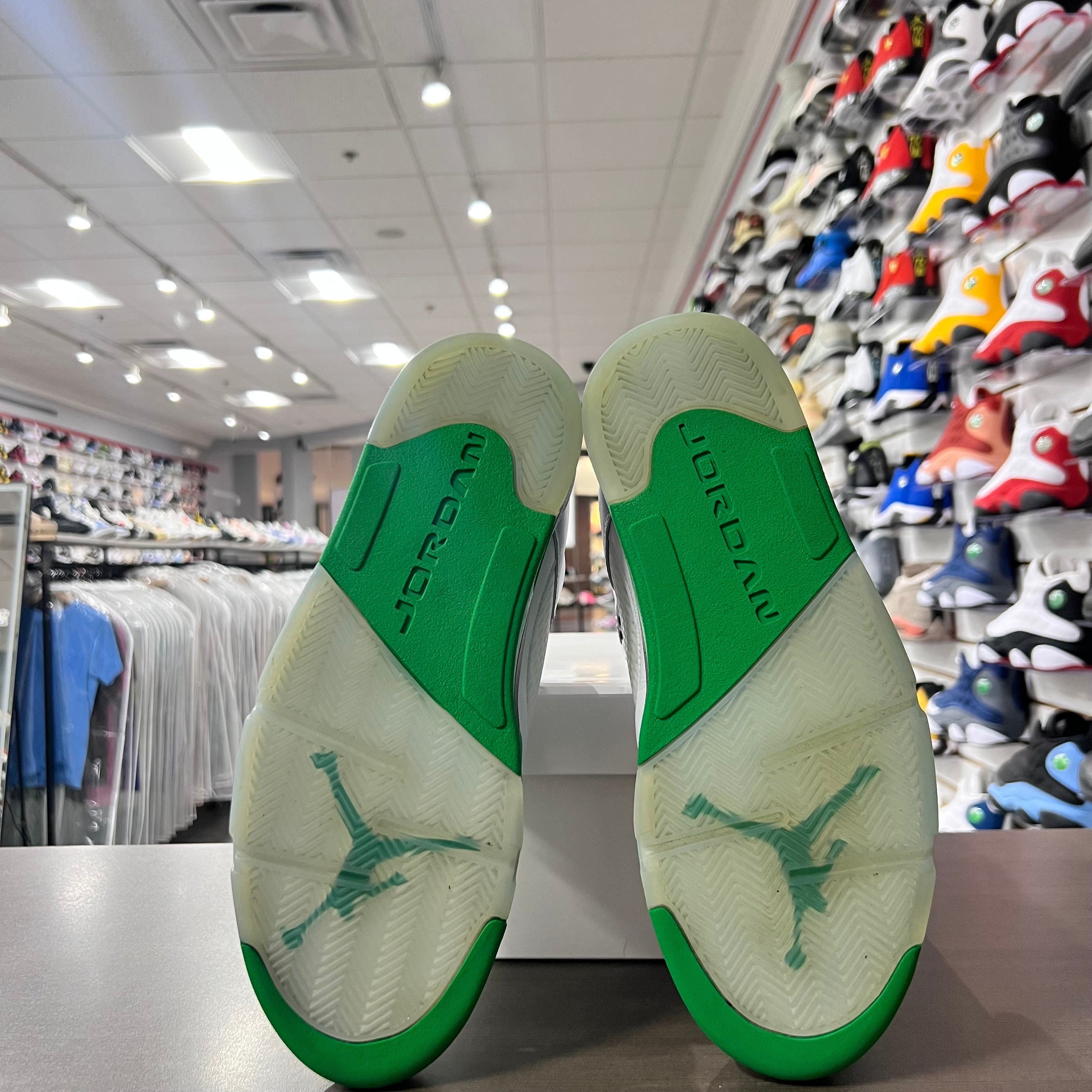 Jordan Retro 5 Womens Lucky Green (Lightly Worn + Replacement Box)
