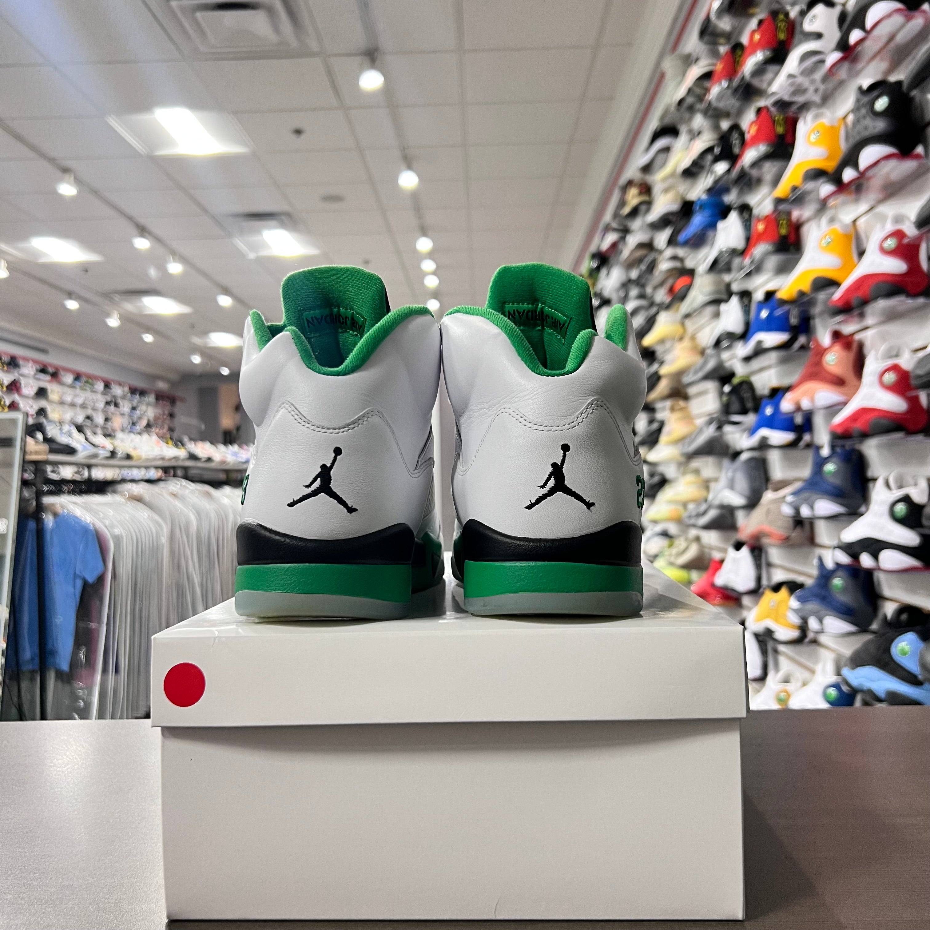 Jordan Retro 5 Womens Lucky Green (Lightly Worn + Replacement Box)