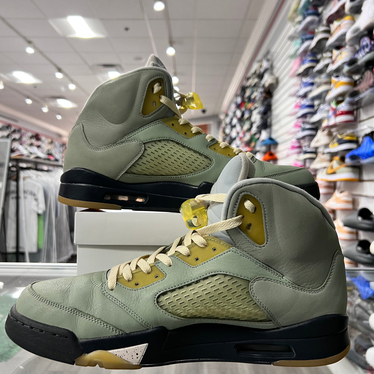 Jordan Retro 5 Mens Jade Horizon (Lightly Worn+Replacement Box+Replacement Laces)