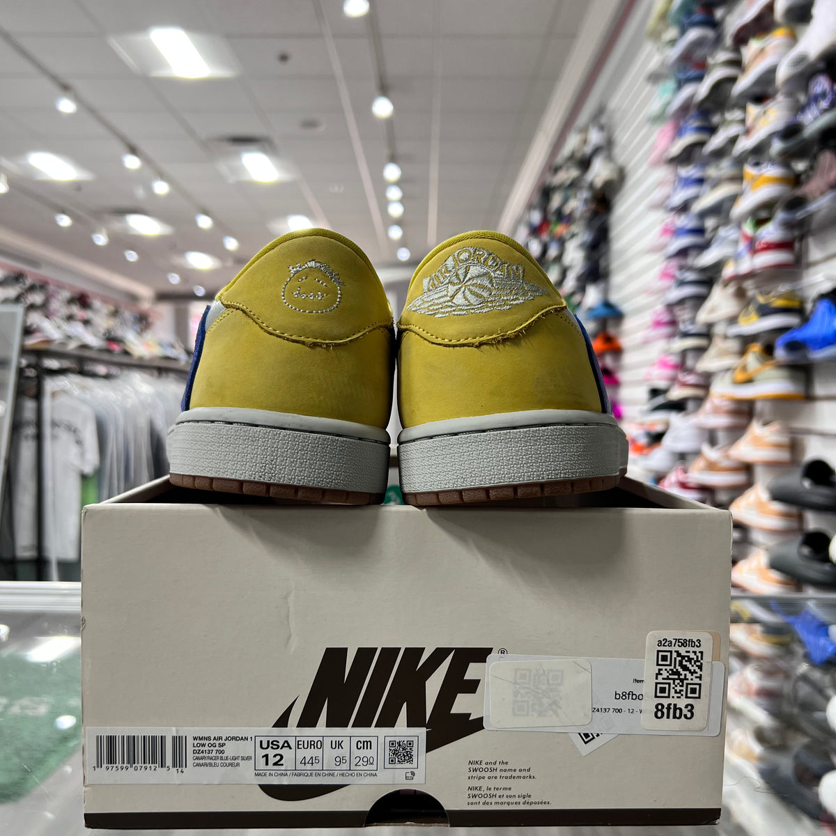 Jordan Retro 1 Low Travis Scott Canary (W)(Lightly Worn+Missing Box Lid)