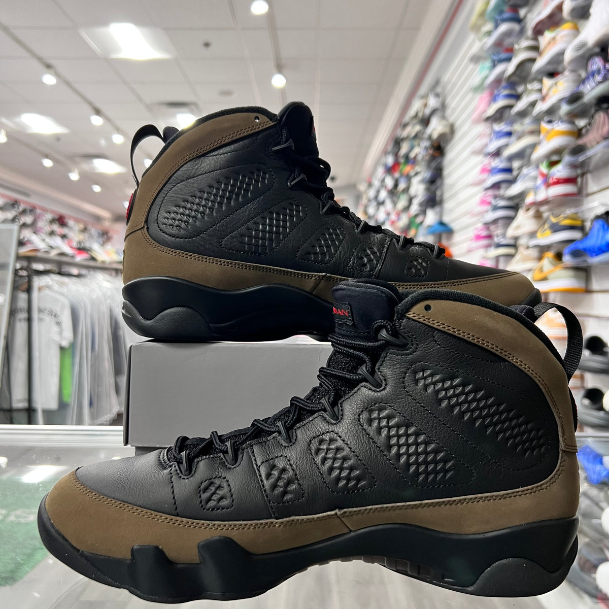 Jordan Retro 9 Mens Olive (Lightly Worn)
