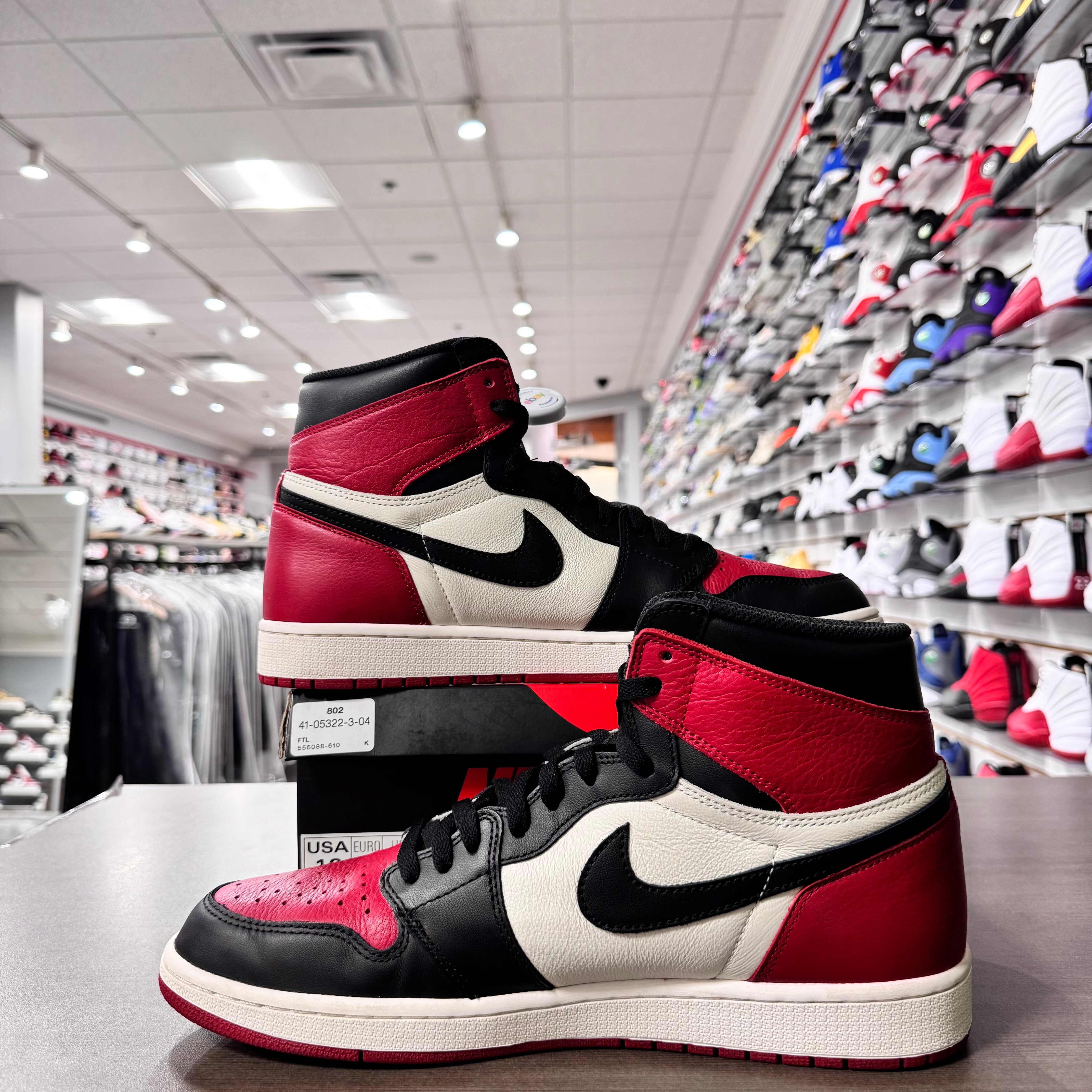 Jordan Retro 1 High Og Mens Bred Toe (Lightly Worn)