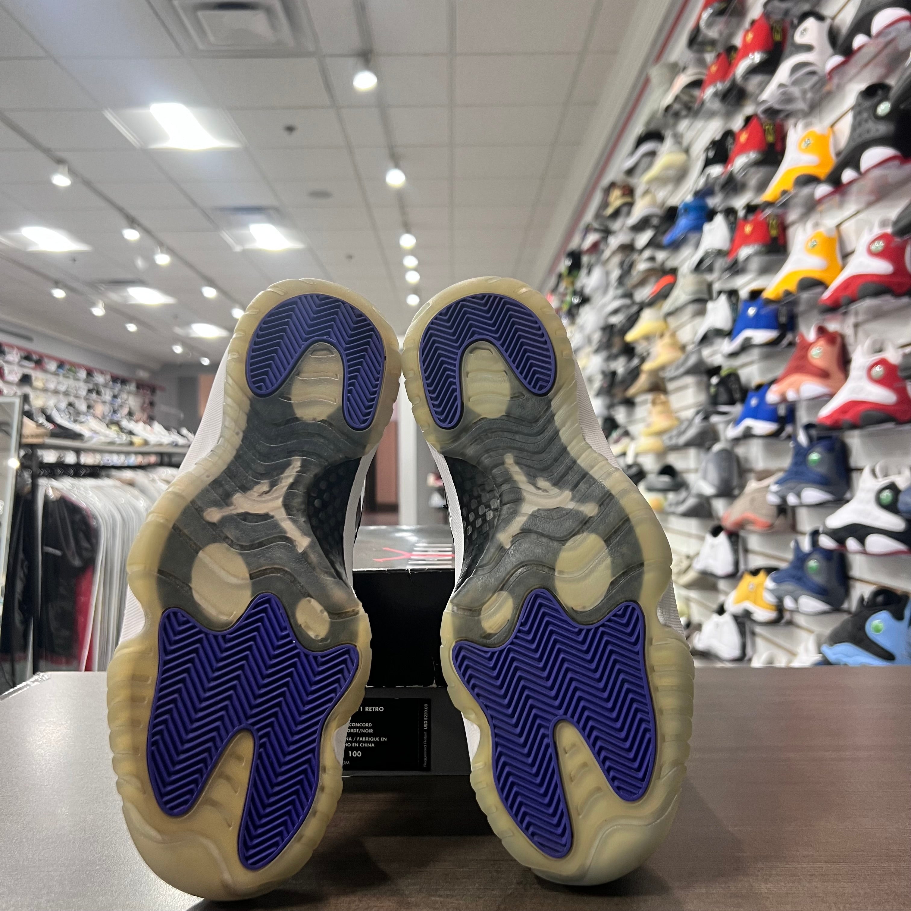 Jordan Retro 11 Mens Concord (Lightly Worn)