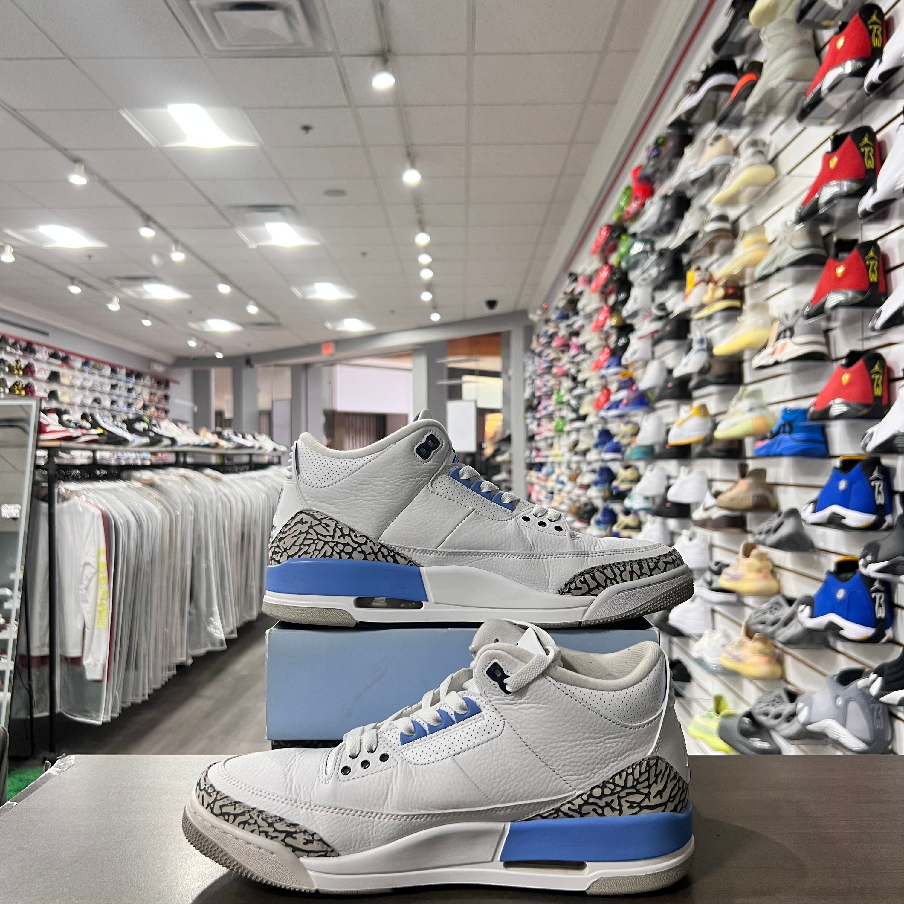 Jordan Retro 3 Mens UNC (Lightly Worn)