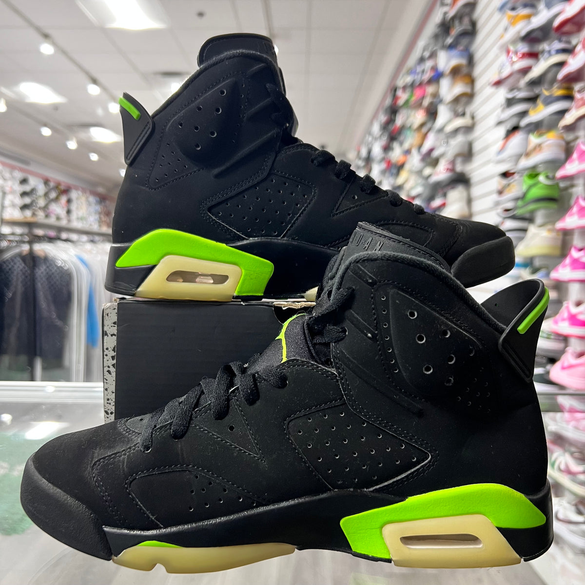 Jordan Retro 6 Mens Electric Green (Lightly Worn)
