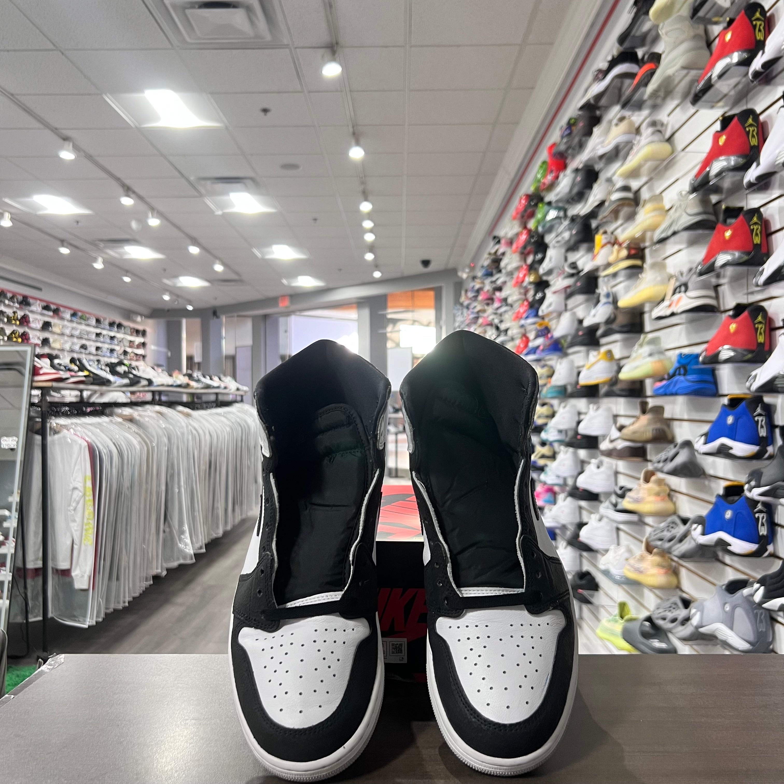 Jordan Retro 1 High Og Mens Bleached Coral (Lightly Worn)