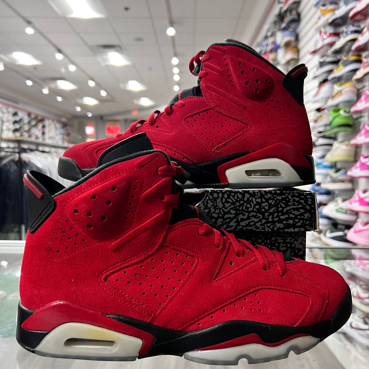 Jordan Retro 6 Mens Toro Bravo (Lightly Worn+Replacement Box)