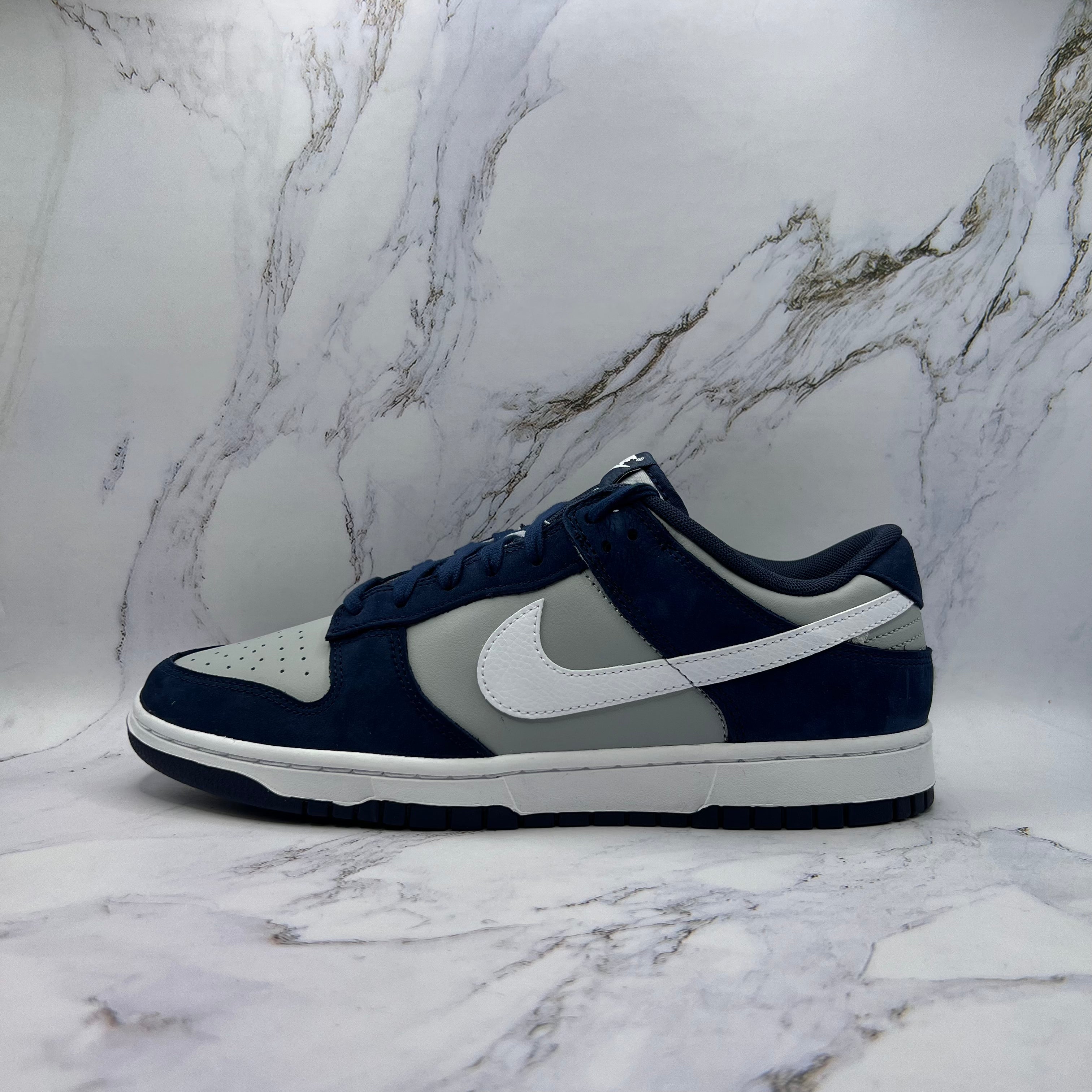 Nike Dunk Low Mens Georgetown Suede