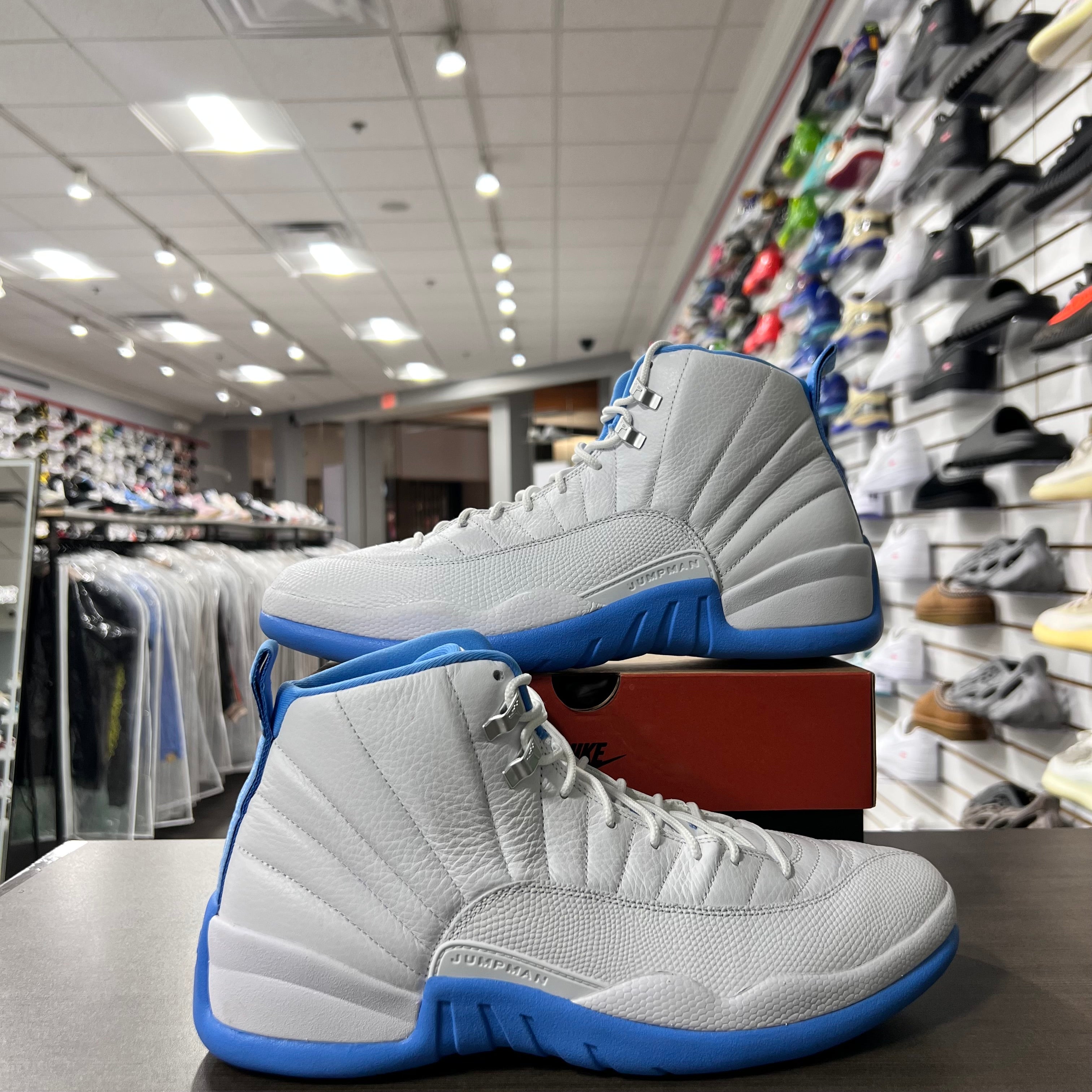 Jordan Retro 12 Mens Melo (Lightly Worn)