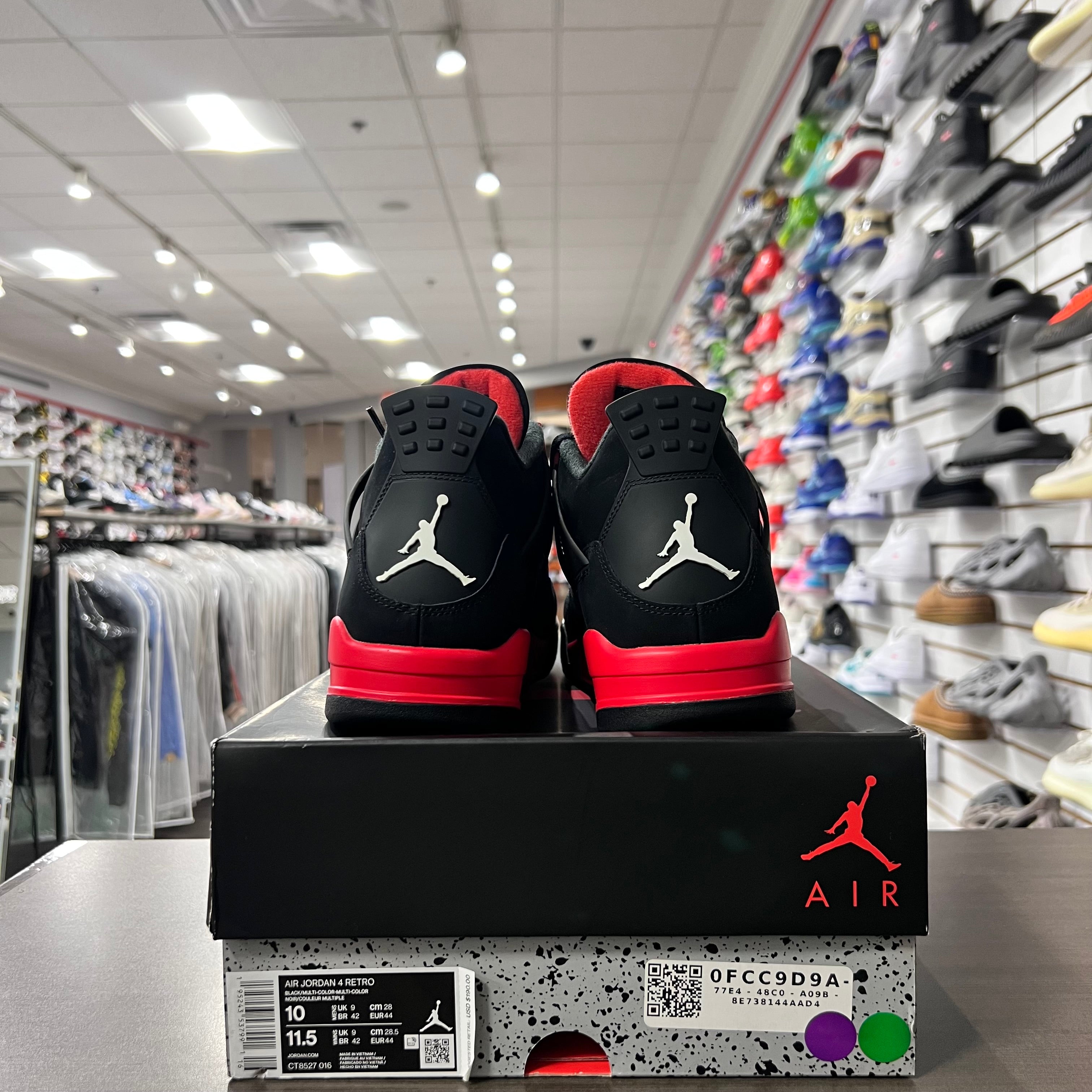 Jordan Retro 4 Mens Red Thunder (Lightly Worn)